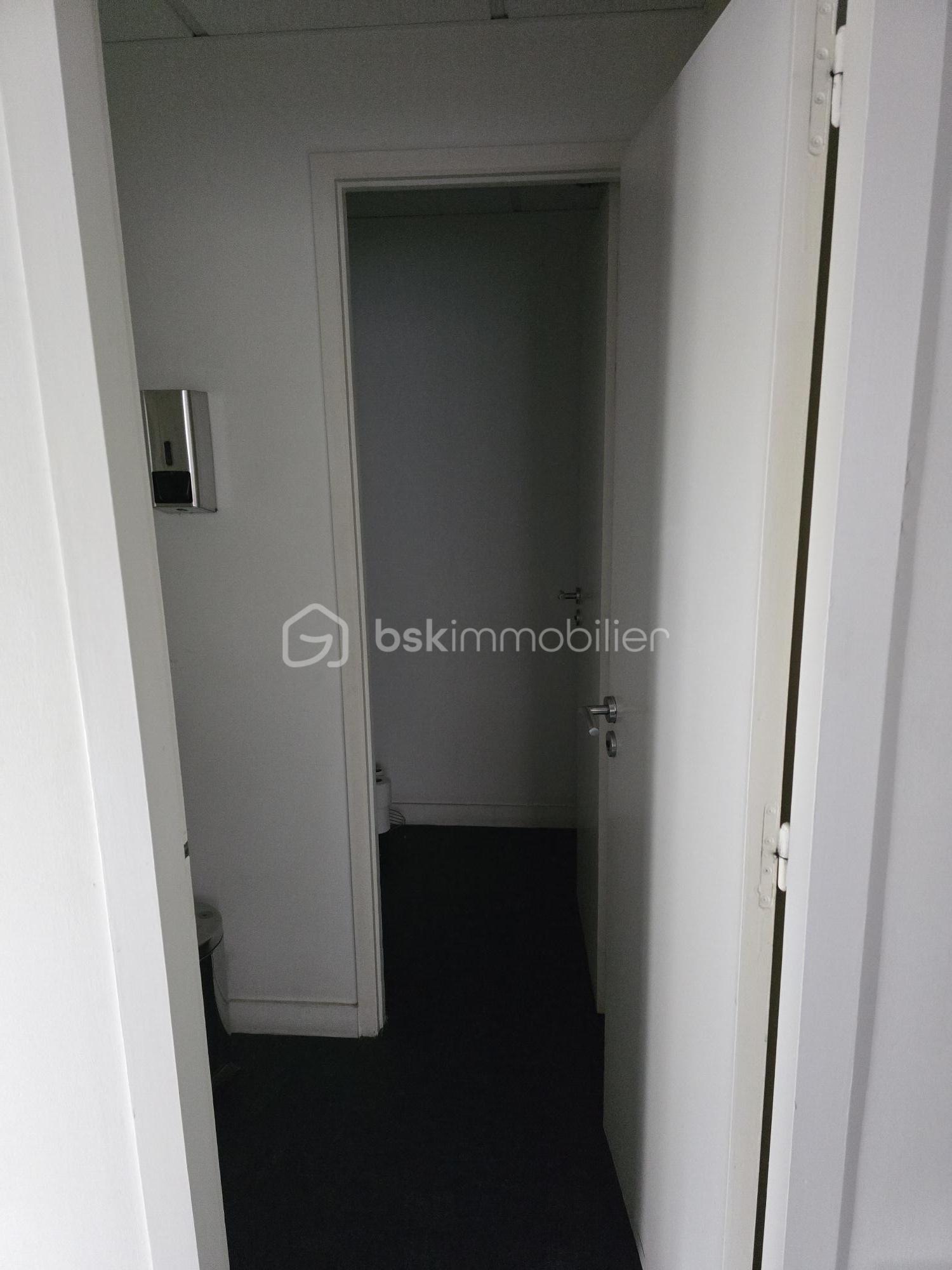 Immeuble mixte de 270 m² - 20251118_103216.jpg