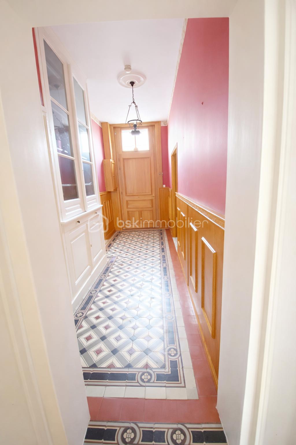 Maison de village de 248 m² - Hall d entrée.PNG