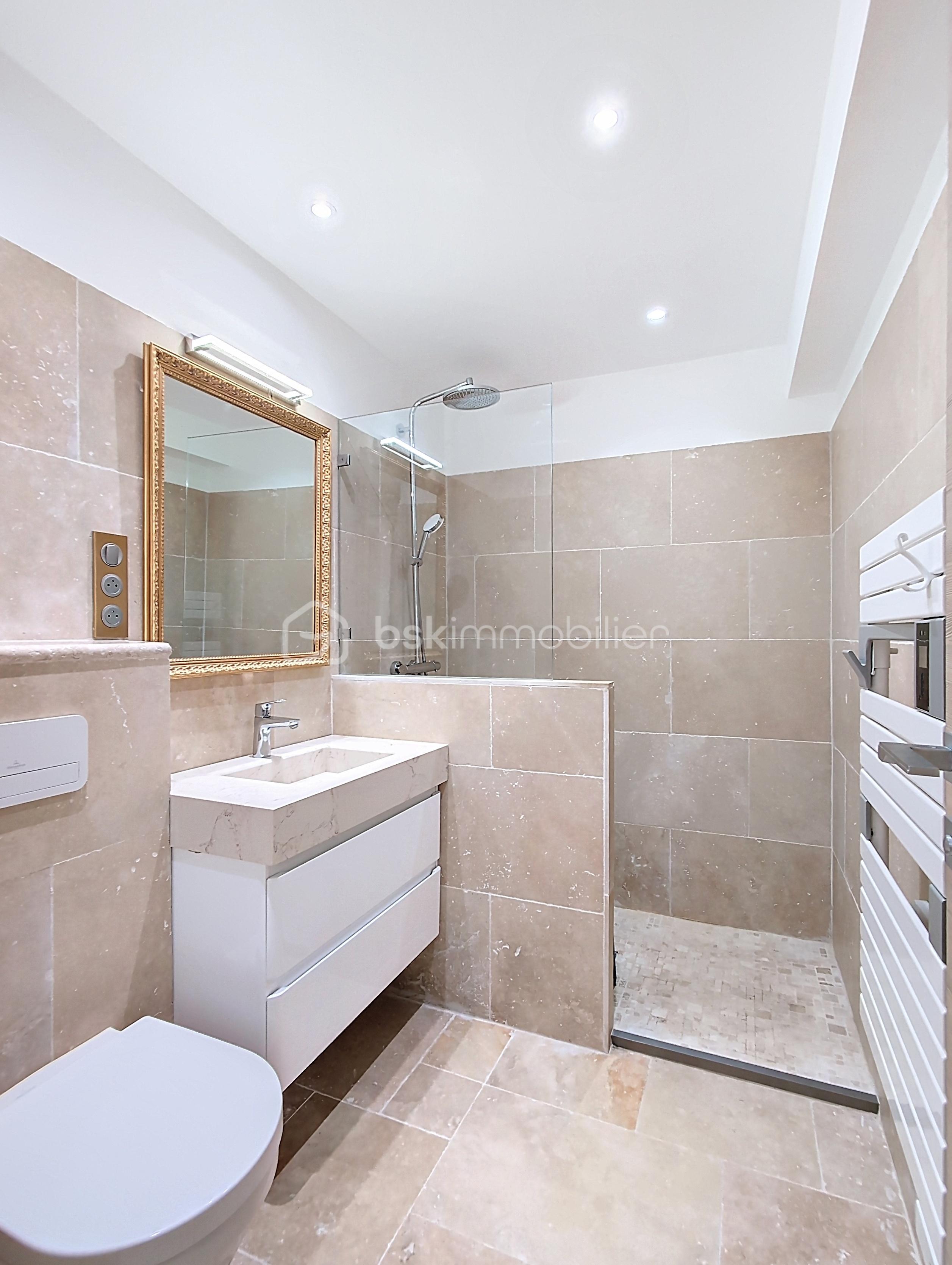 Appartement de 27 m² - tournamy_00027.jpg