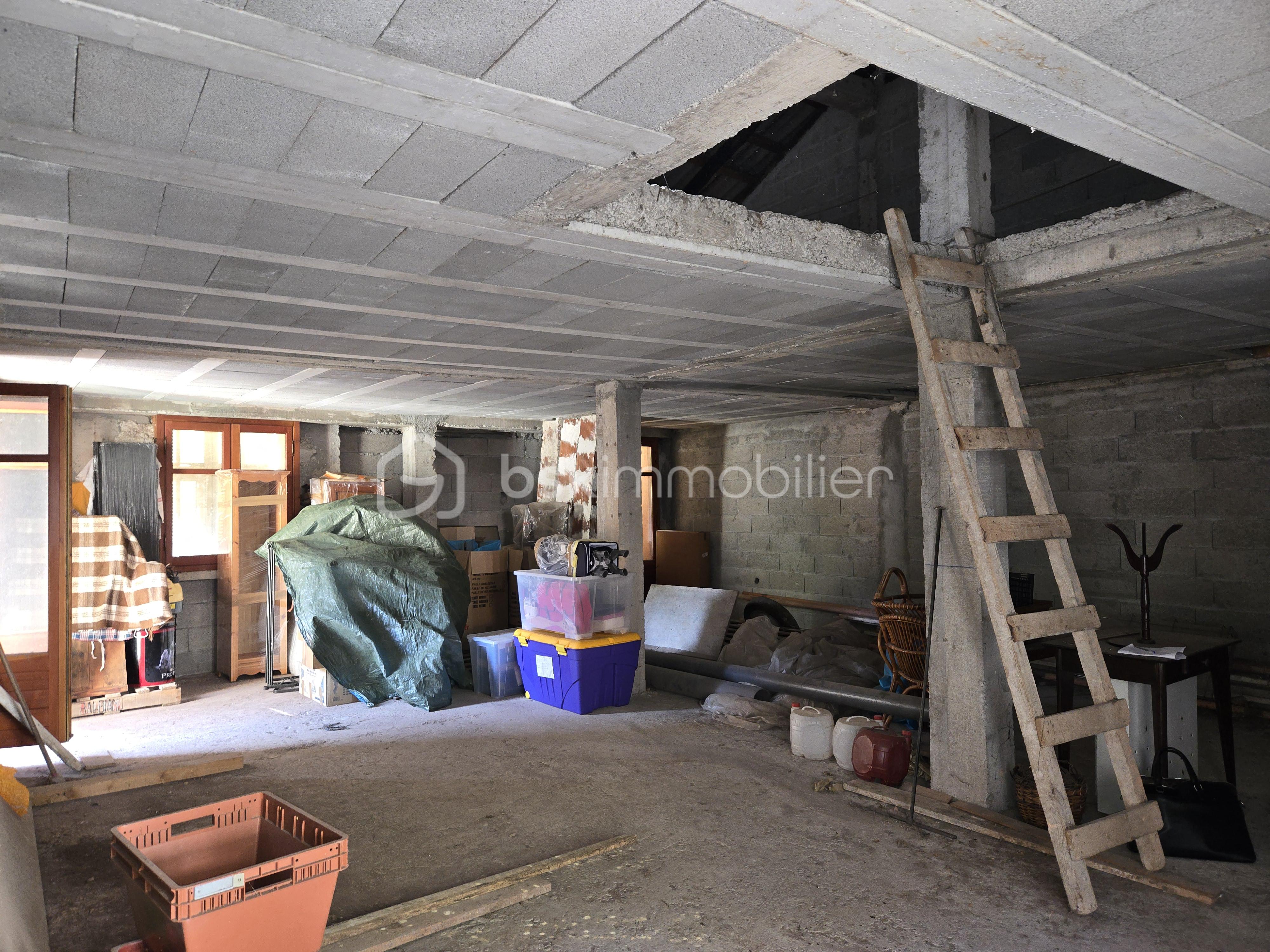 Maison de village de 289 m² - trémi.jpg