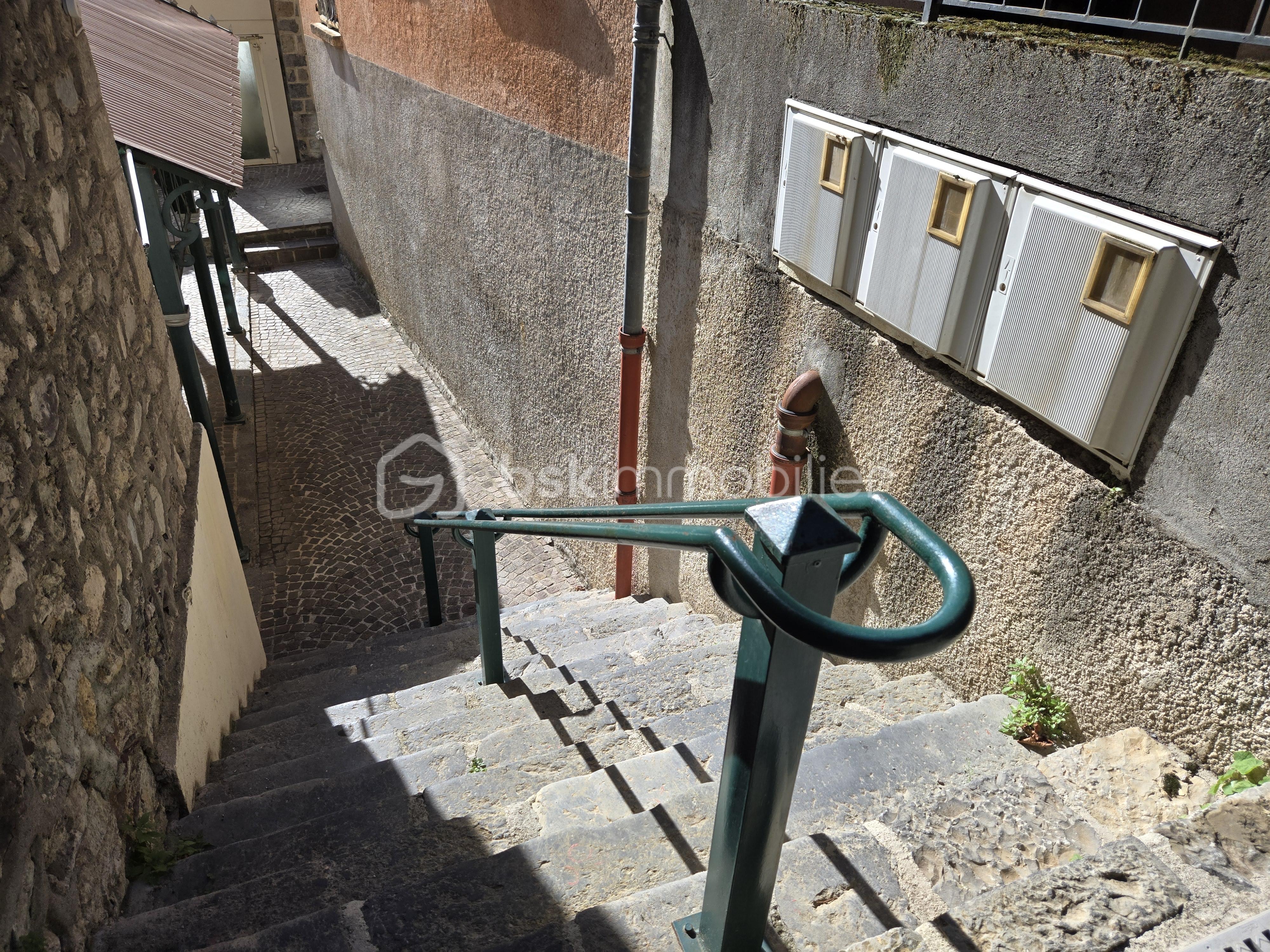 Maison de village de 289 m² - compteur électrique.jpg