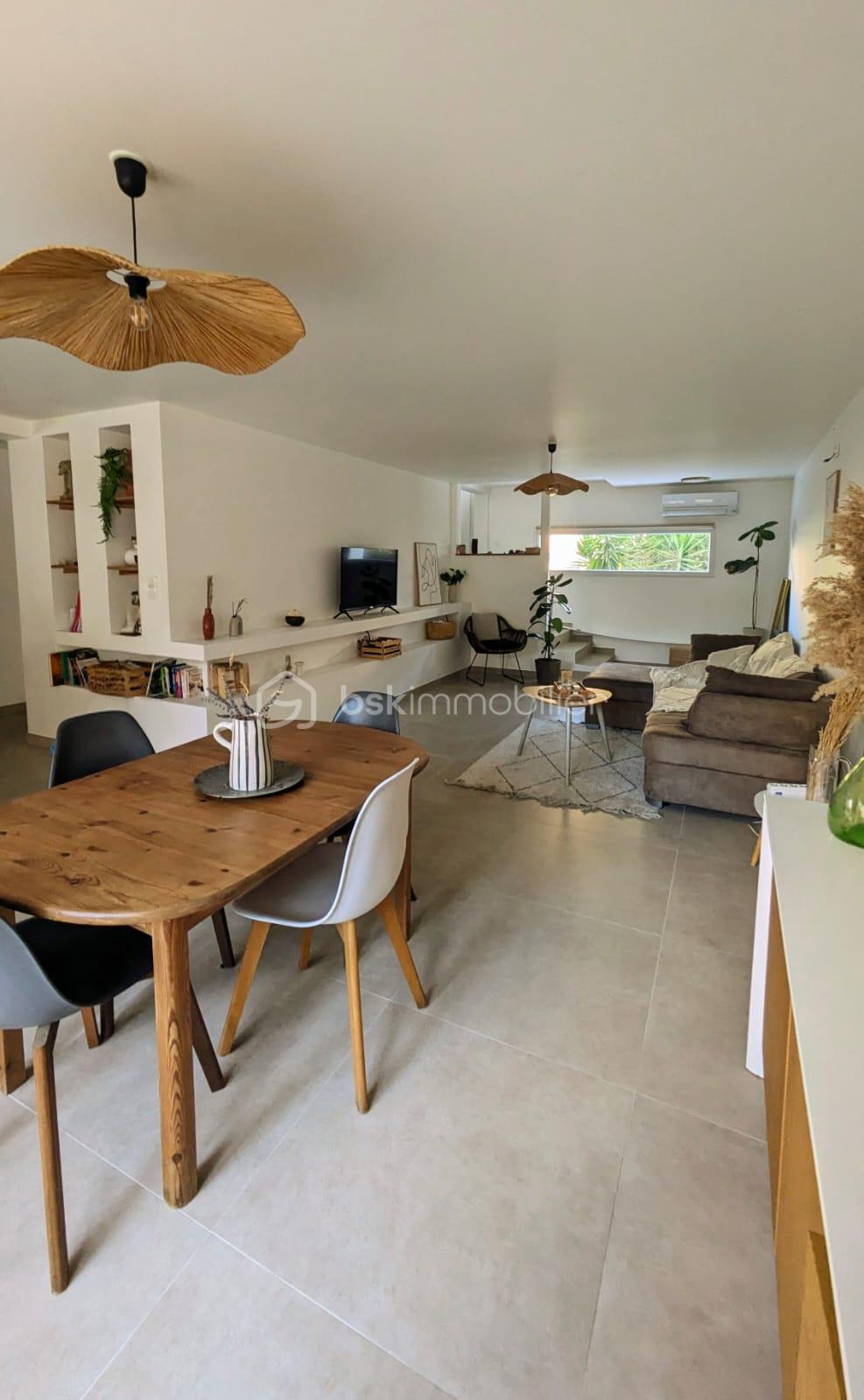 Maison de 115 m² - WhatsApp Image 2025-10-13 à 20.05.17_1020ce40.jpg