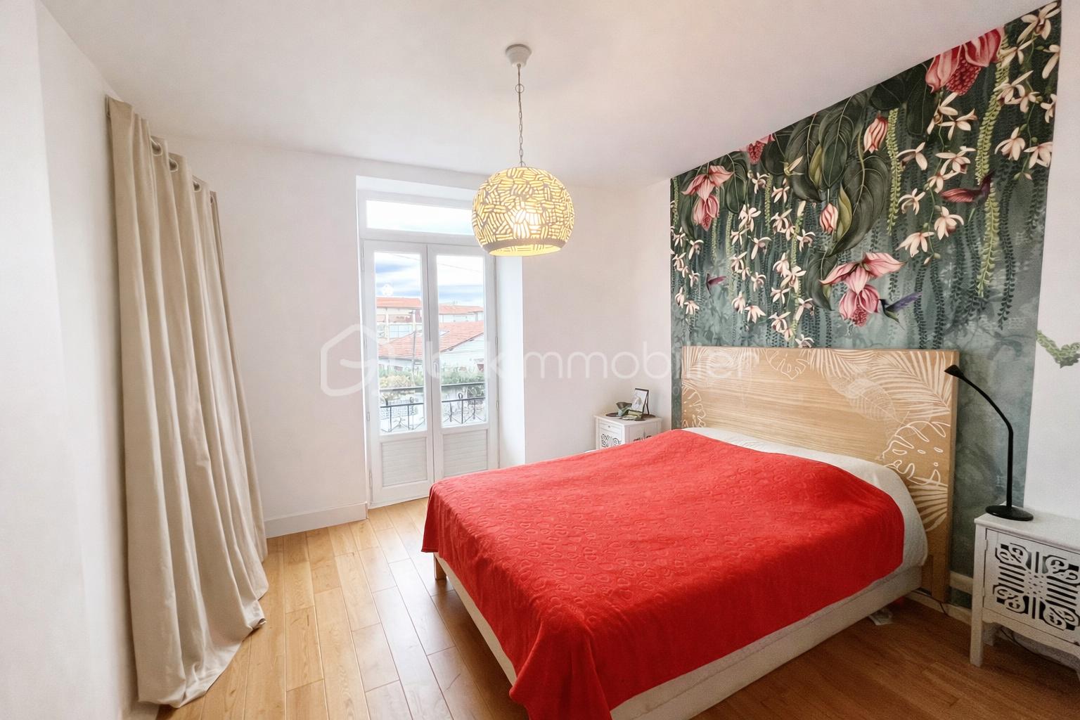 Maison de 158 m² - Chambre jardin 1.png