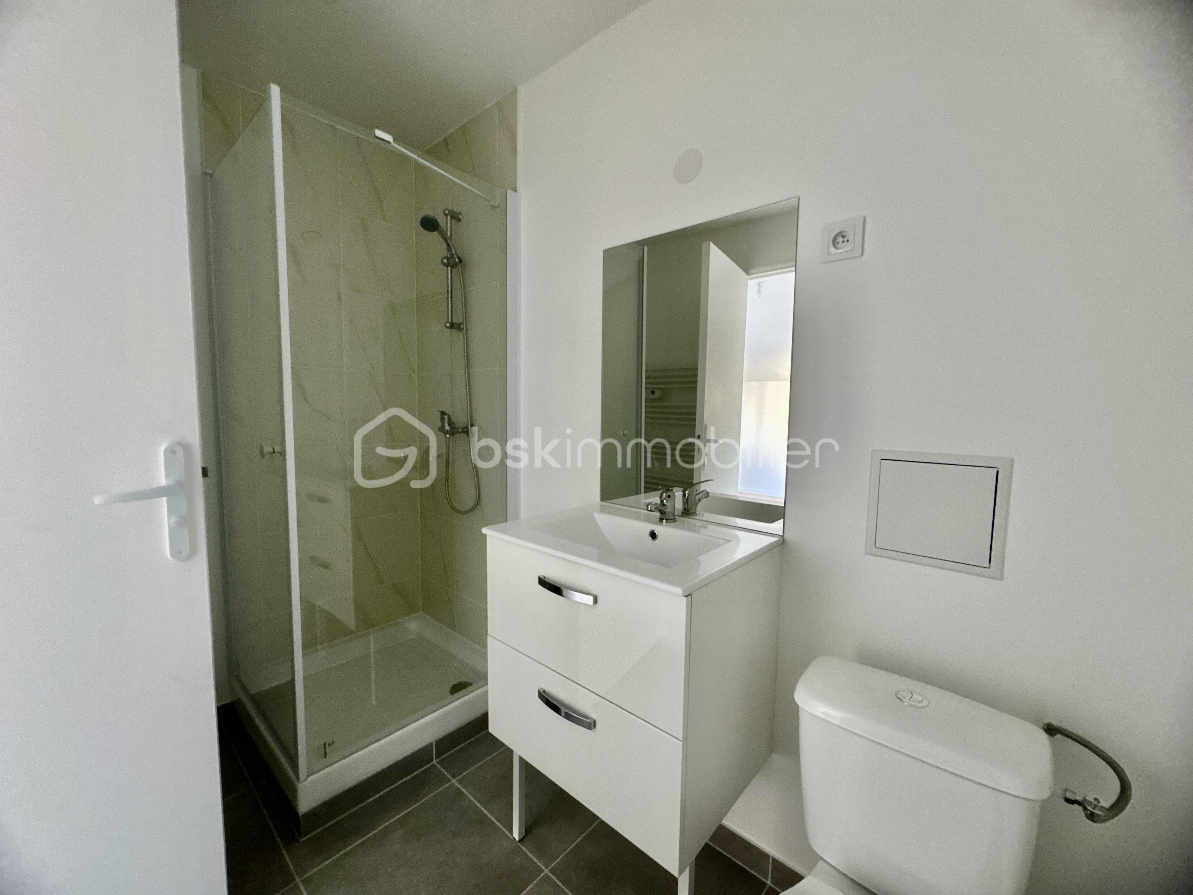 Appartement de 22,90 m² - DJI_20250712_191417_926.jpg