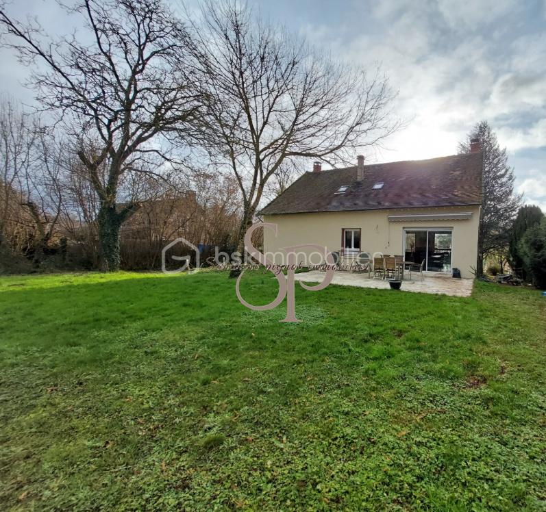 Maison traditionnelle de 220 m² - fontaine-la-gaillarde_00007.jpg