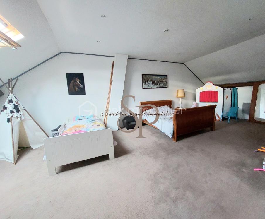 Maison traditionnelle de 220 m² - fontaine-la-gaillarde_00005.jpg