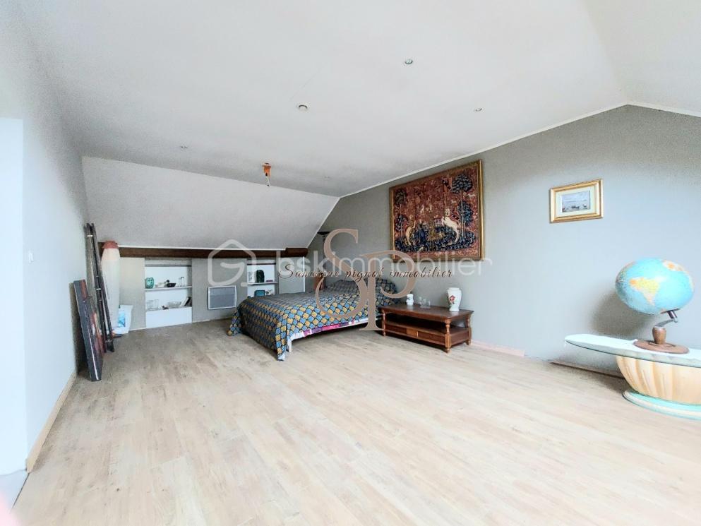 Maison traditionnelle de 220 m² - fontaine-la-gaillarde_00003.jpg