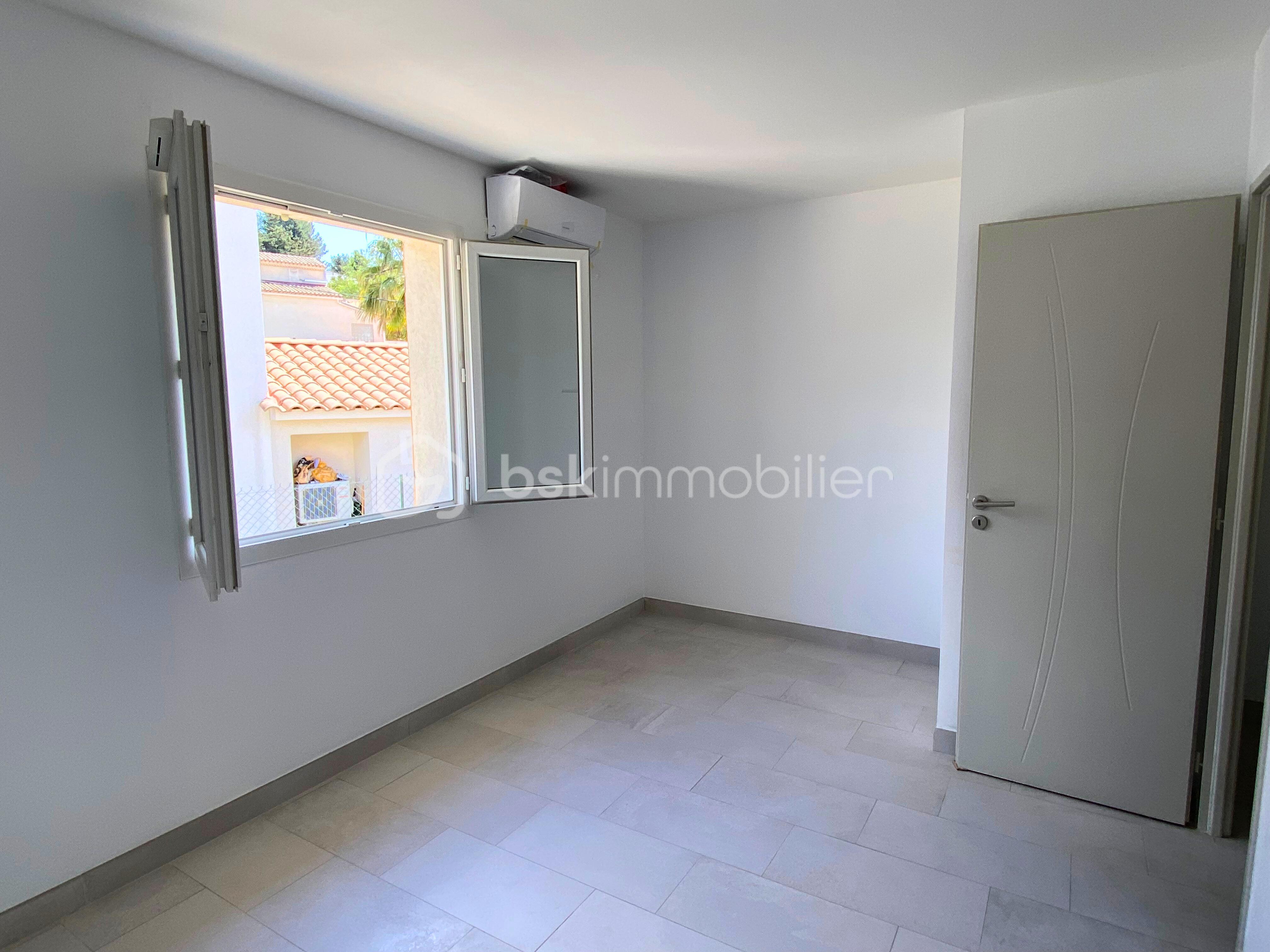 Maison de 99 m² - ae18e7ce-c086-486e-afda-3504c2b245d7.jpg