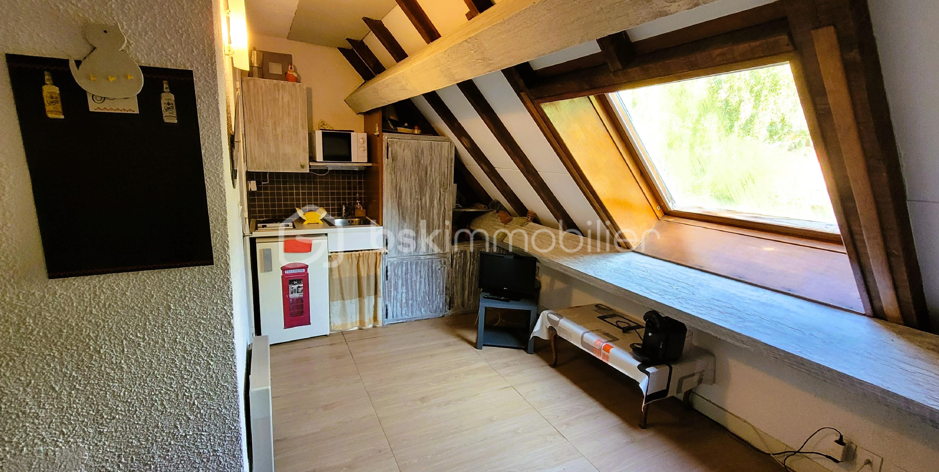 Studette de 11 m² - APP VESCHI  (5)BIS.jpg