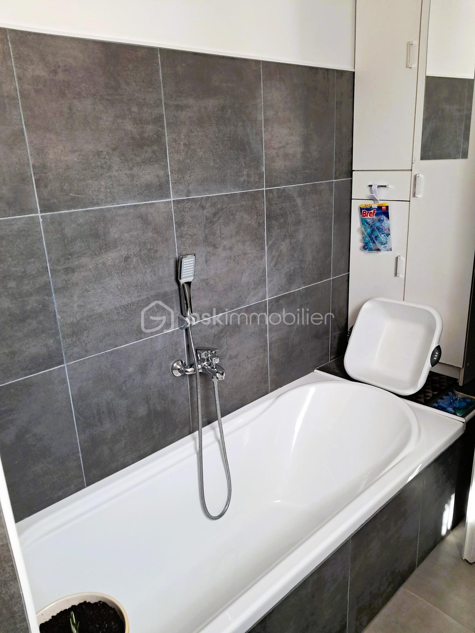 Maison traditionnelle de 59,42 m² - 05b - sdb.jpg