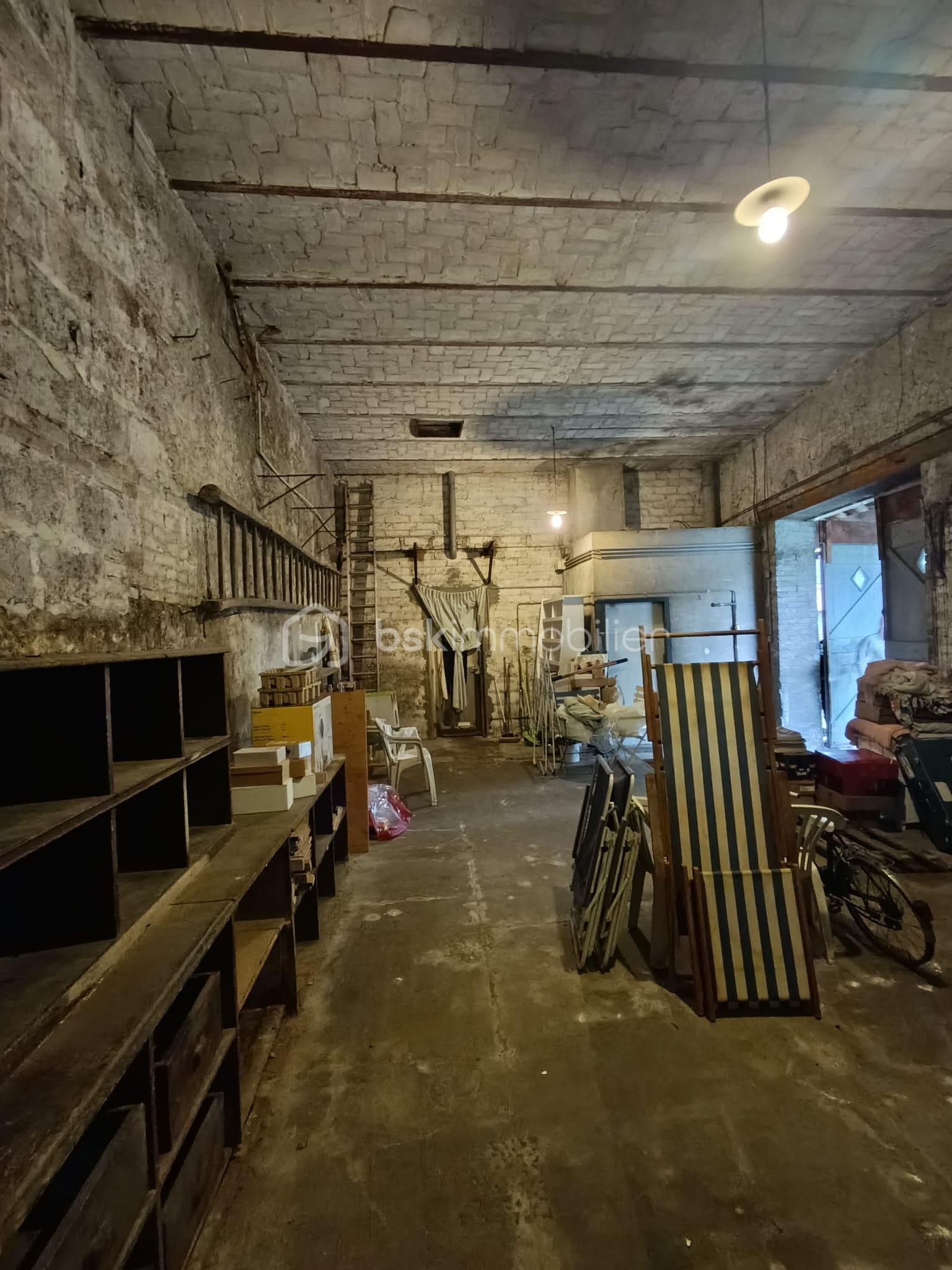 Parking de 80 m² - PMJR9094.JPG