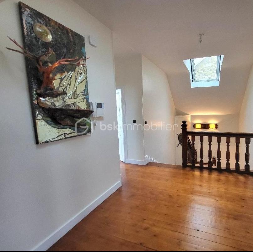 Demeure de 240,38 m² - I.png