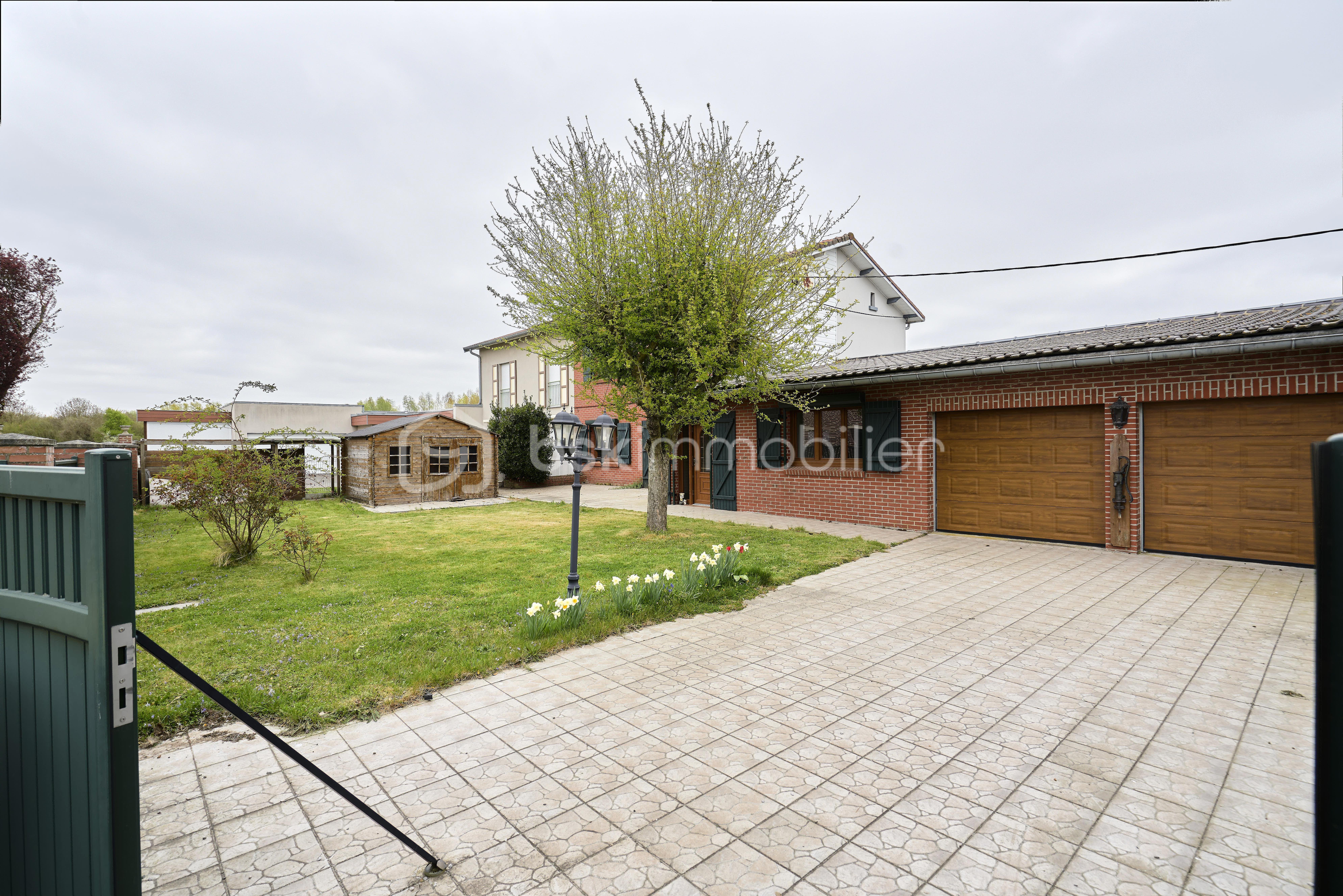 Maison de village de 100 m² - extÇrieur a.jpg