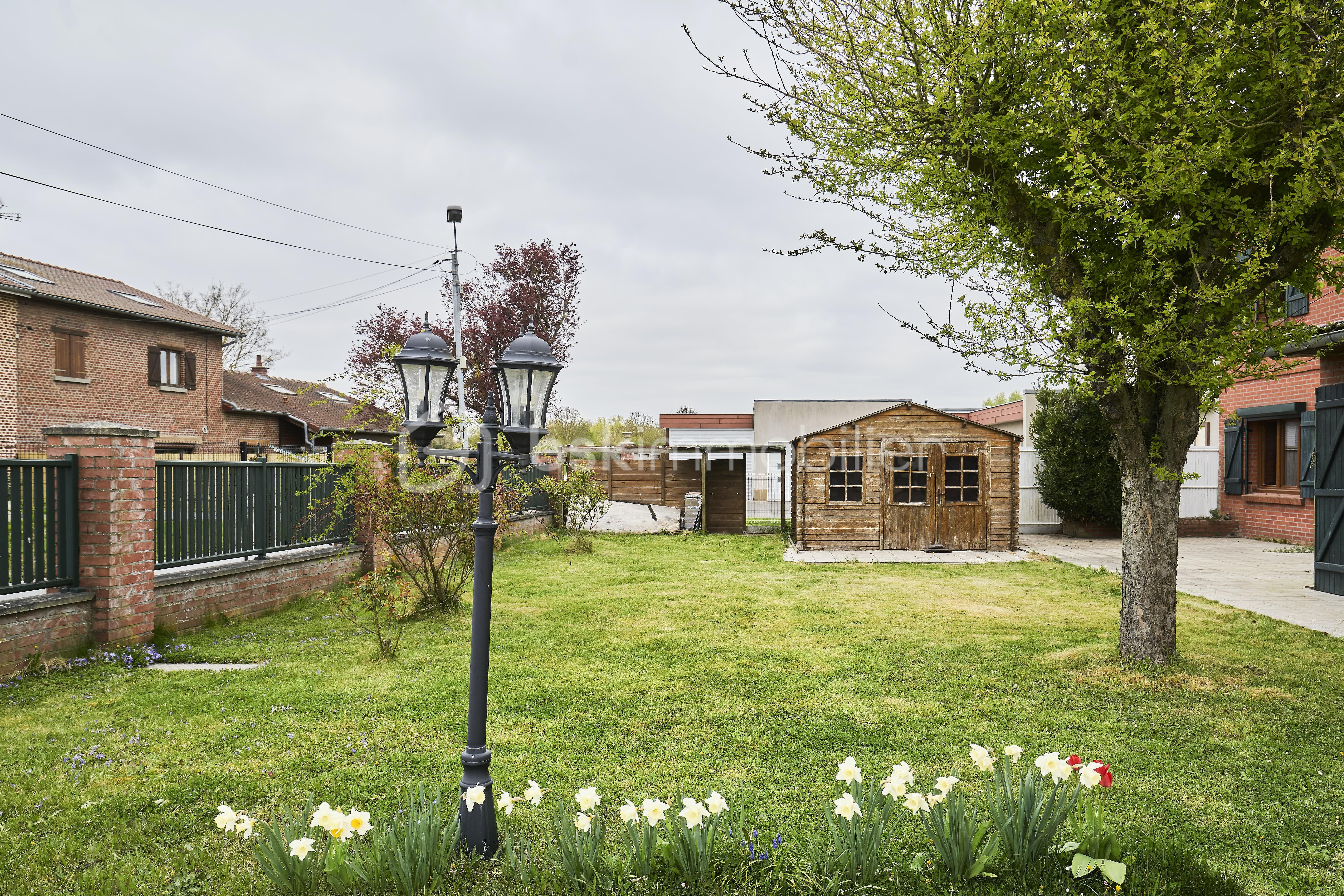 Maison de village de 100 m² - extÇrieur d.jpg