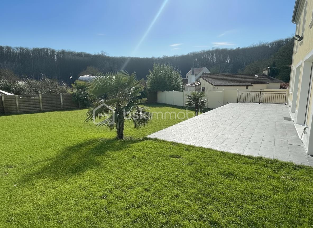 Maison de 129 m² - generated_2025-11-14T08_00_59.202.jpg