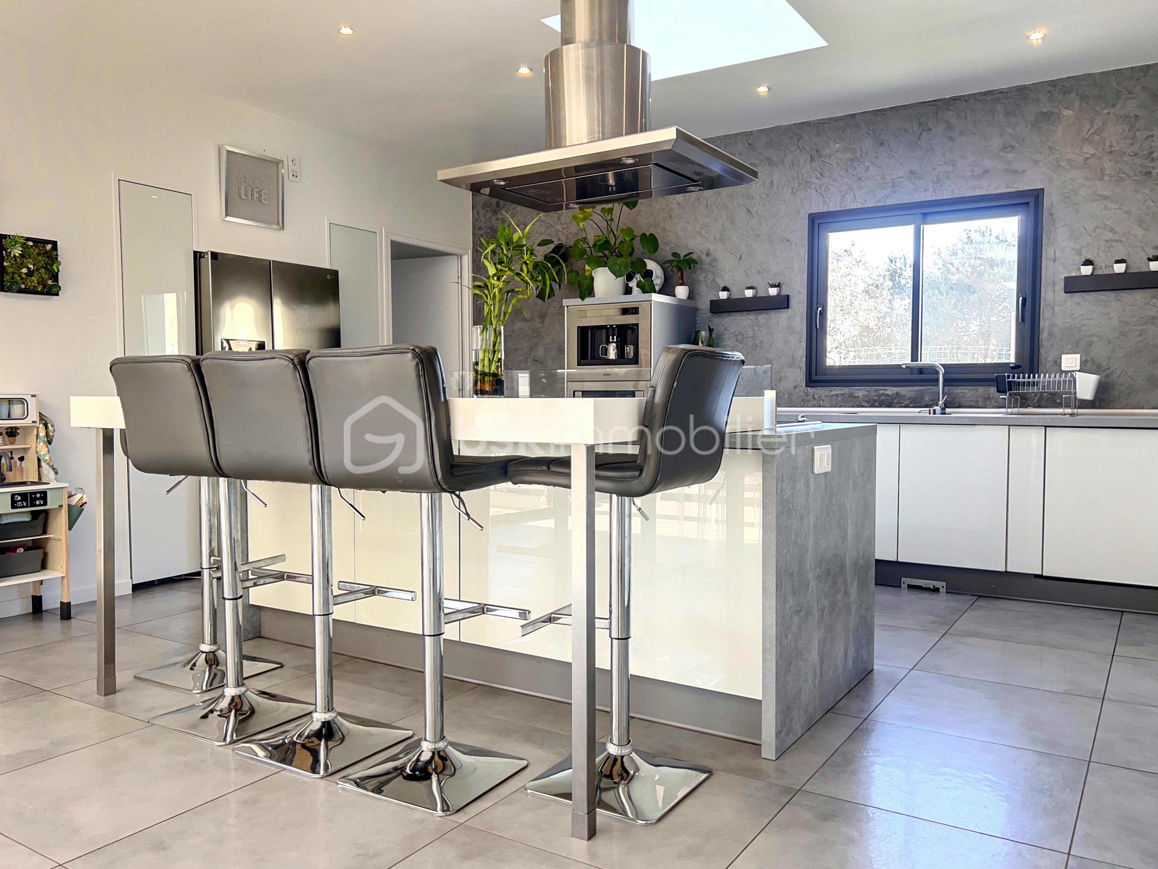 Maison contemporaine de 180 m² - 1AAC1F1F-C889-7A15-134D-24E22326AC46.jpg