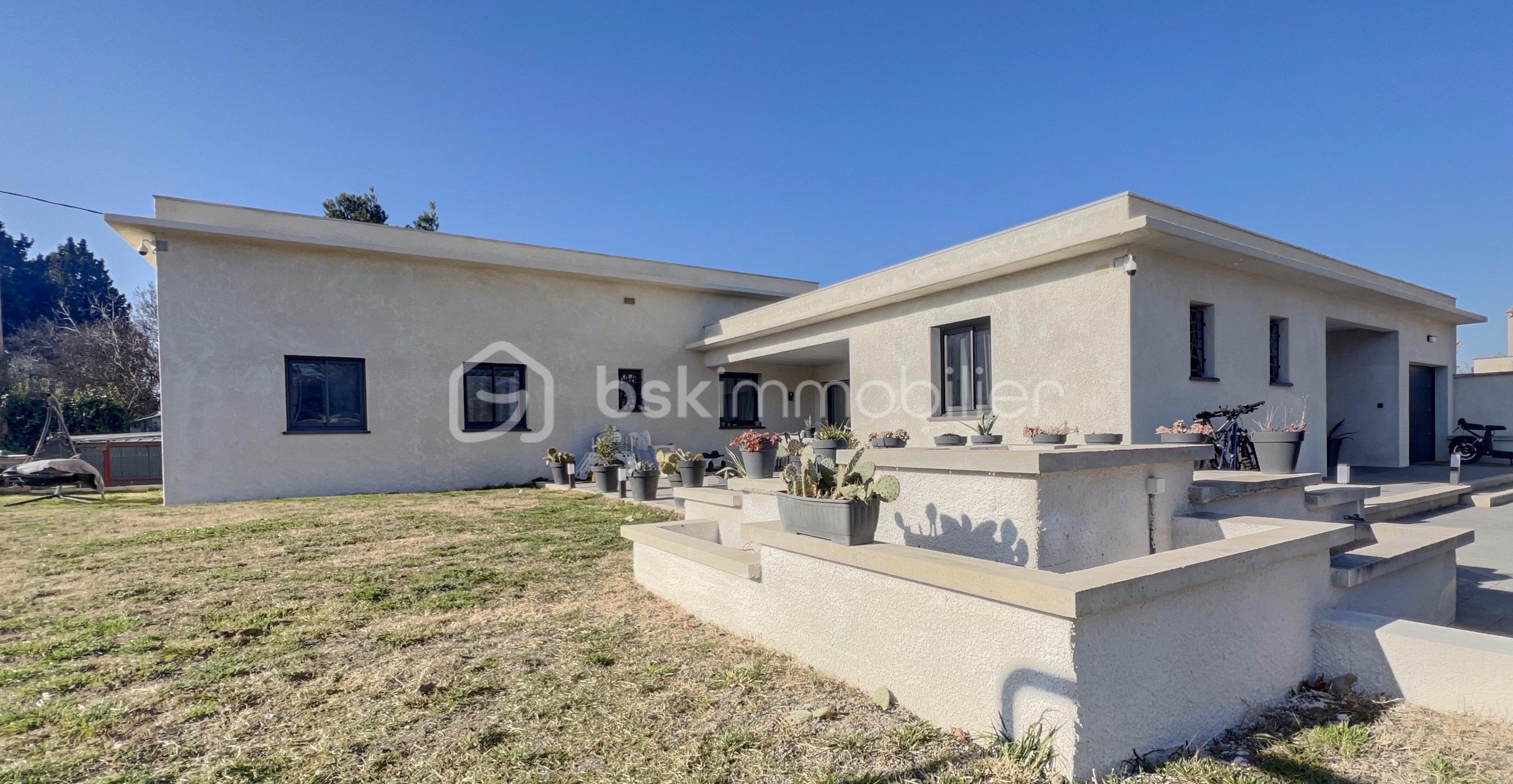 Maison contemporaine de 180 m² - B149C95B-2680-1A4E-CA21-10C21A05CAC8.jpg