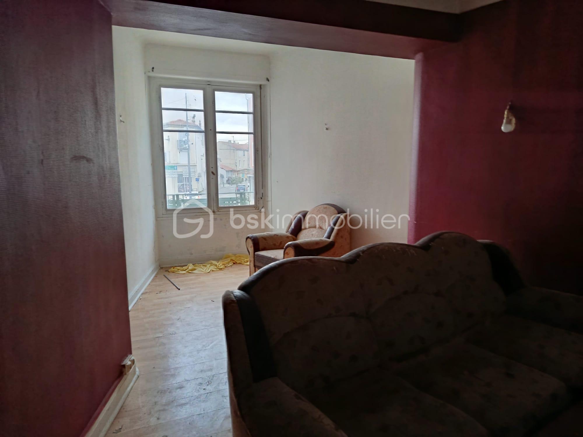 Immeuble commercial de 239,99 m² - WhatsApp Image 2026-01-08 at 11.53.21 (4).jpeg