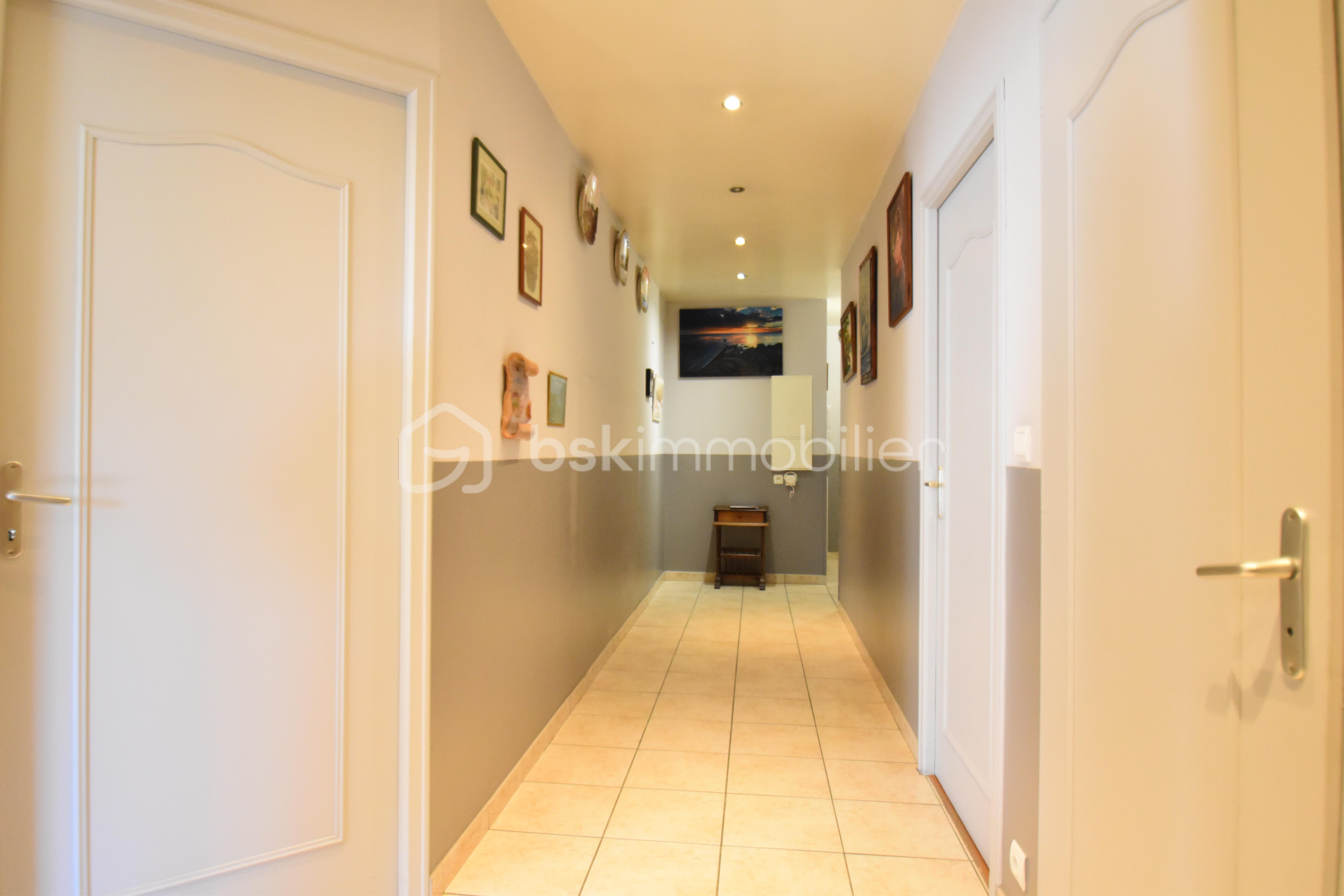 Appartement de 79,77 m² - cou1.JPG