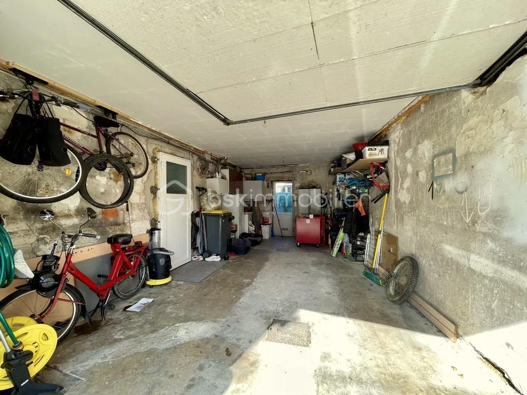 garage.jpg