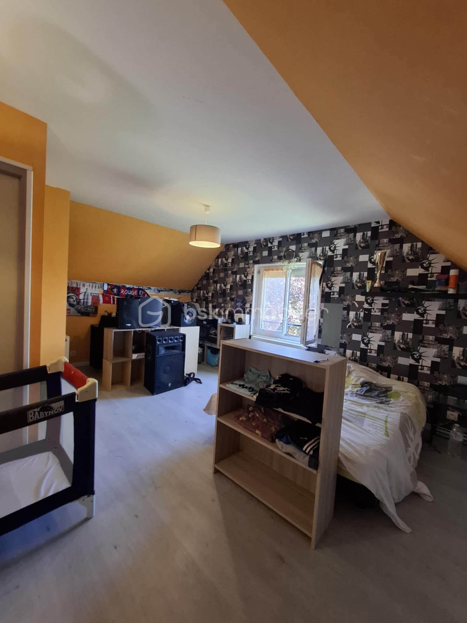 Maison de 128 m² - 1e950e6f-a39a-47c9-a11c-a0460ddcf54e.jpg
