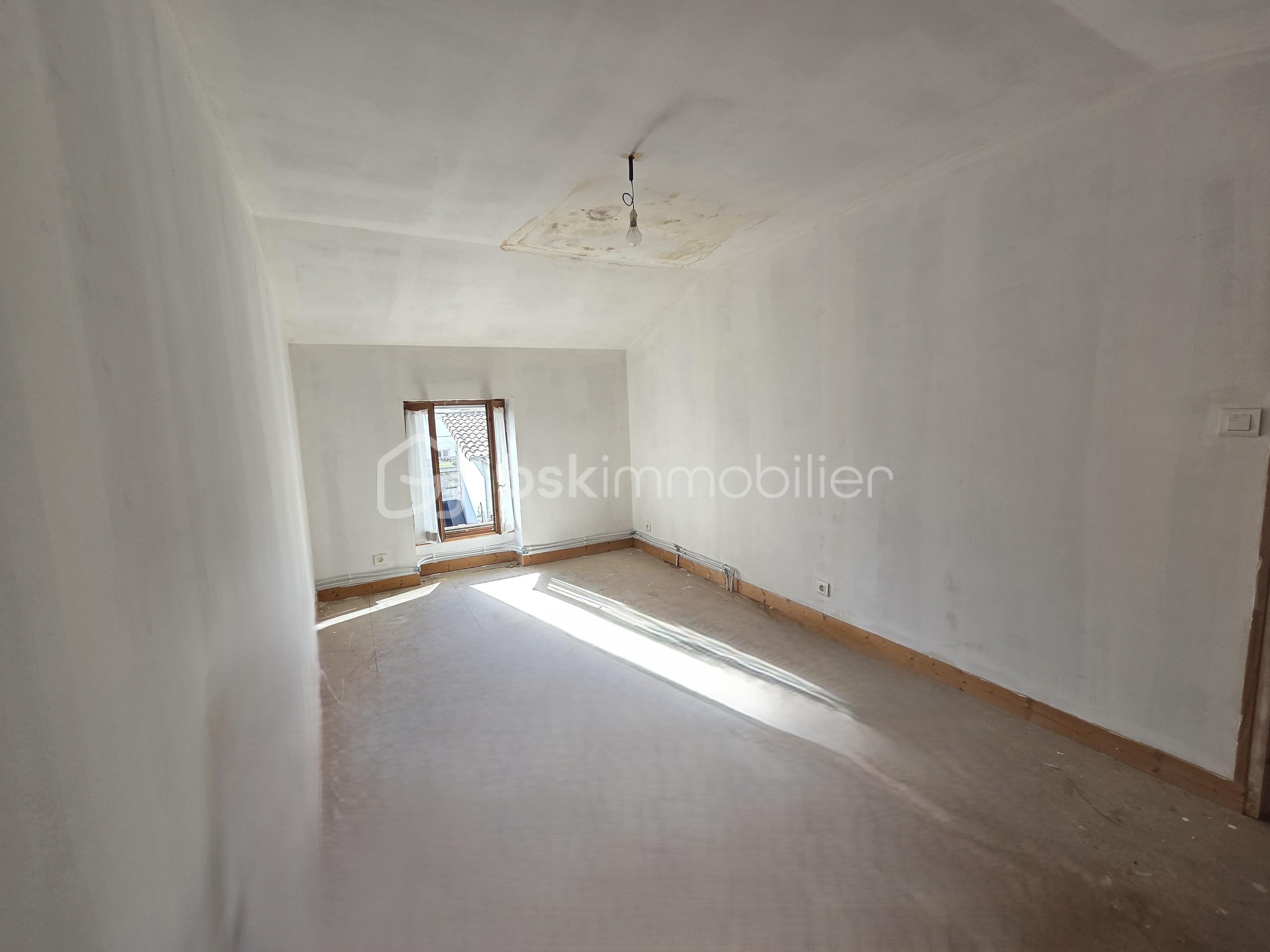 Maison de 175 m² - CHAMBRE 8.jpg