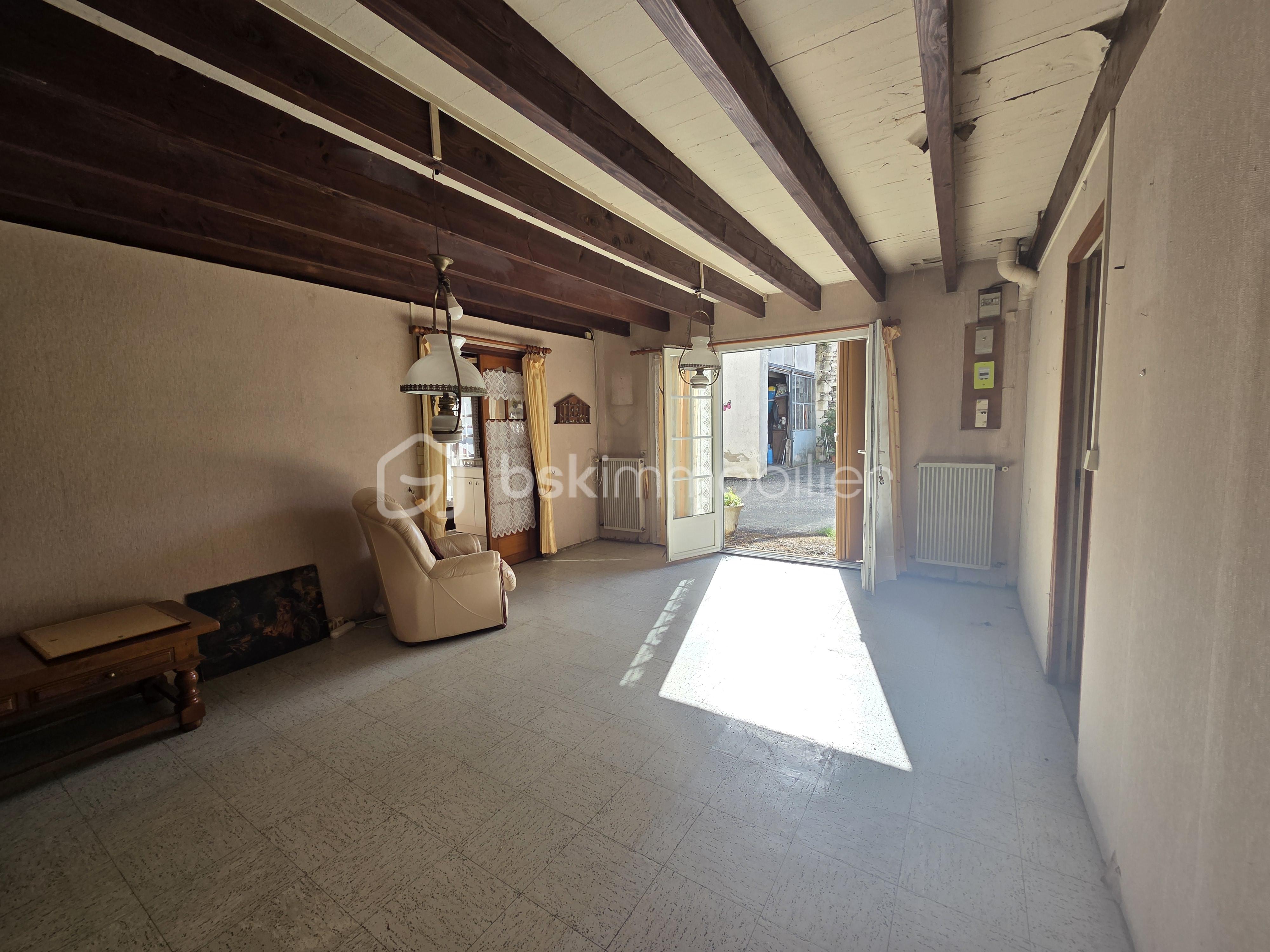 Maison de 175 m² - salon 1.jpg