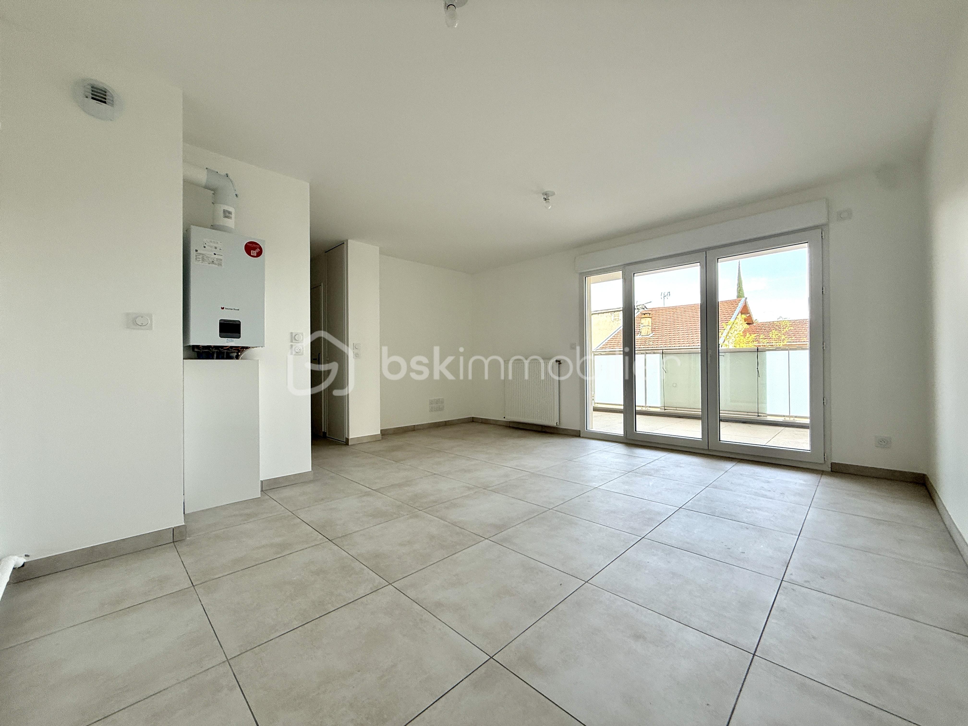 Appartement 2 pièces 45 m² · à Genas · 45 m² · 248 000 €