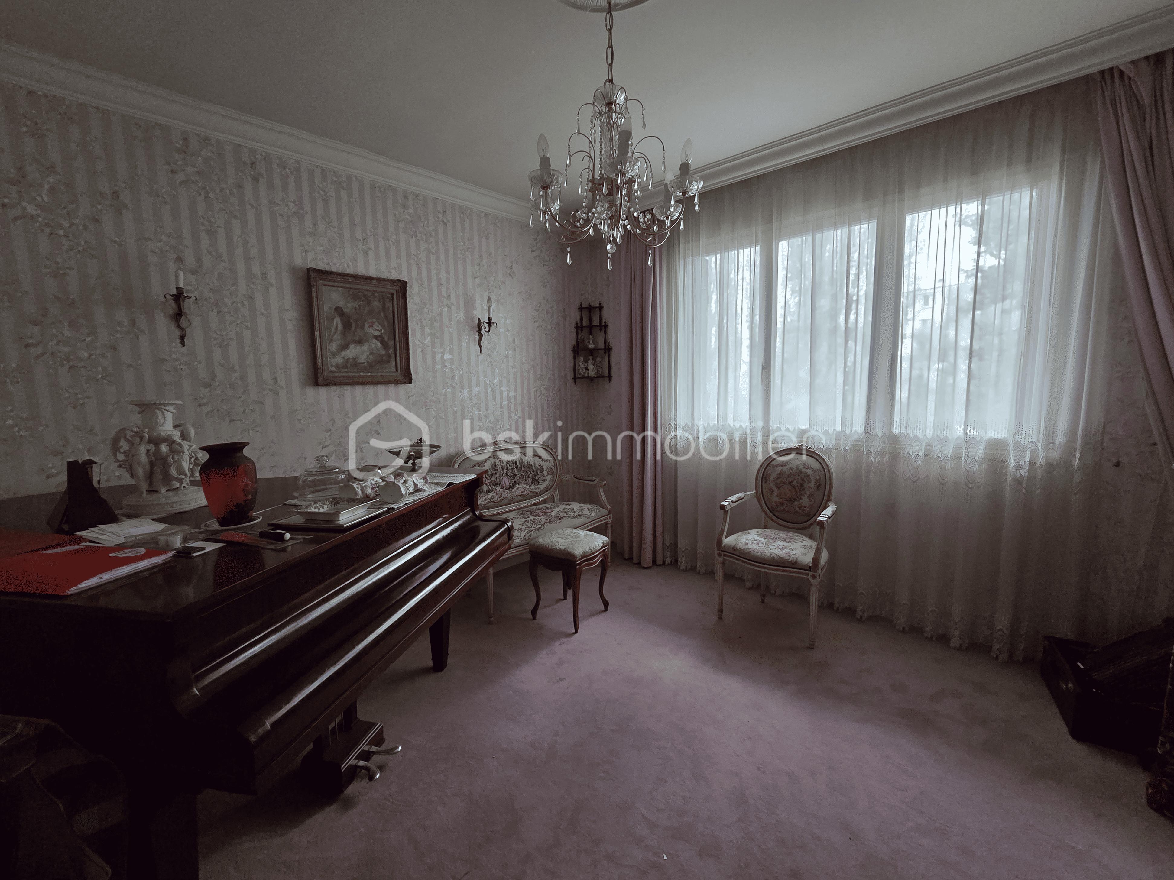 Maison de 210 m² - ch 7.png