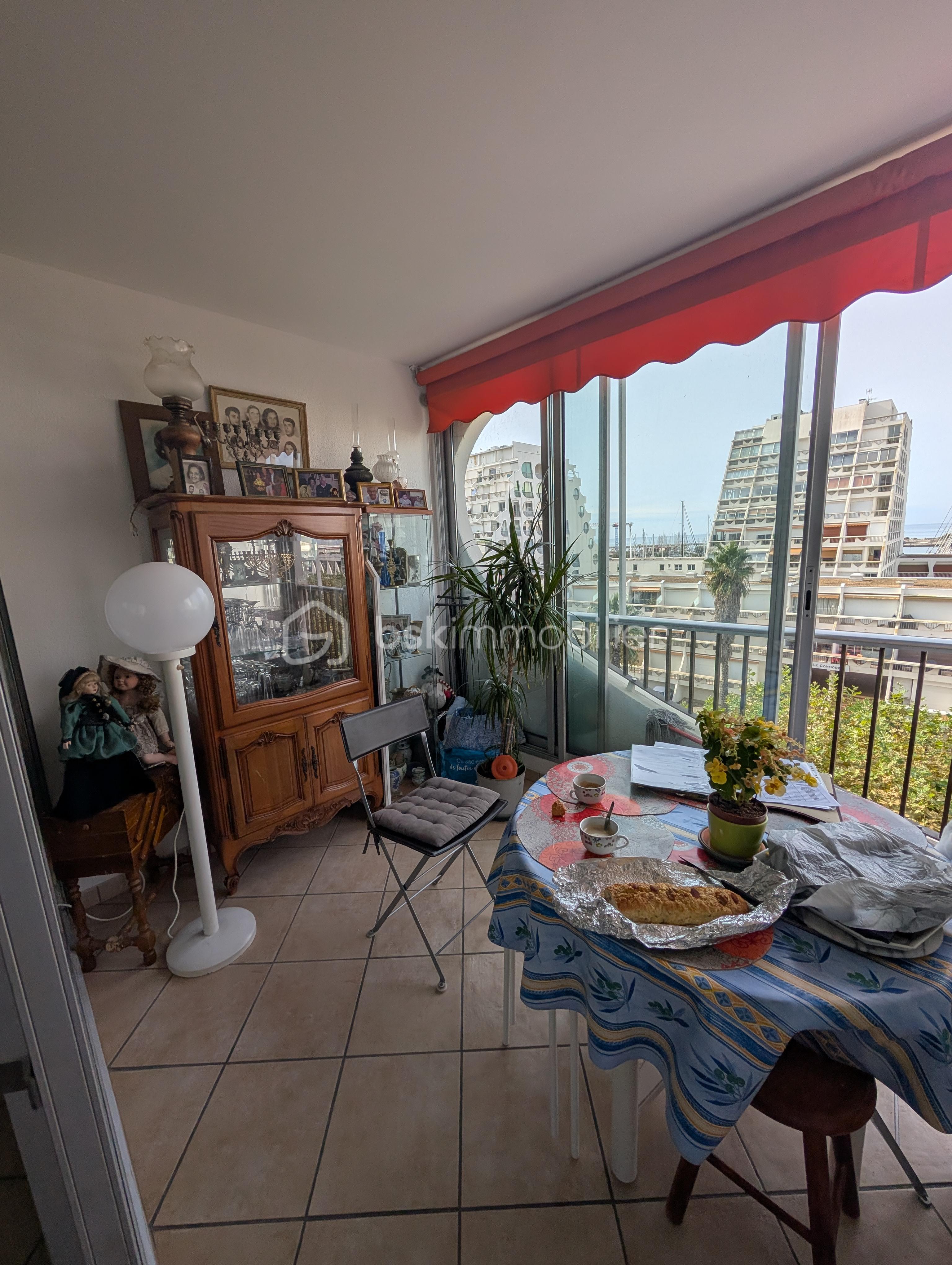 Appartement de 25 m² - Loggia (2).jpg