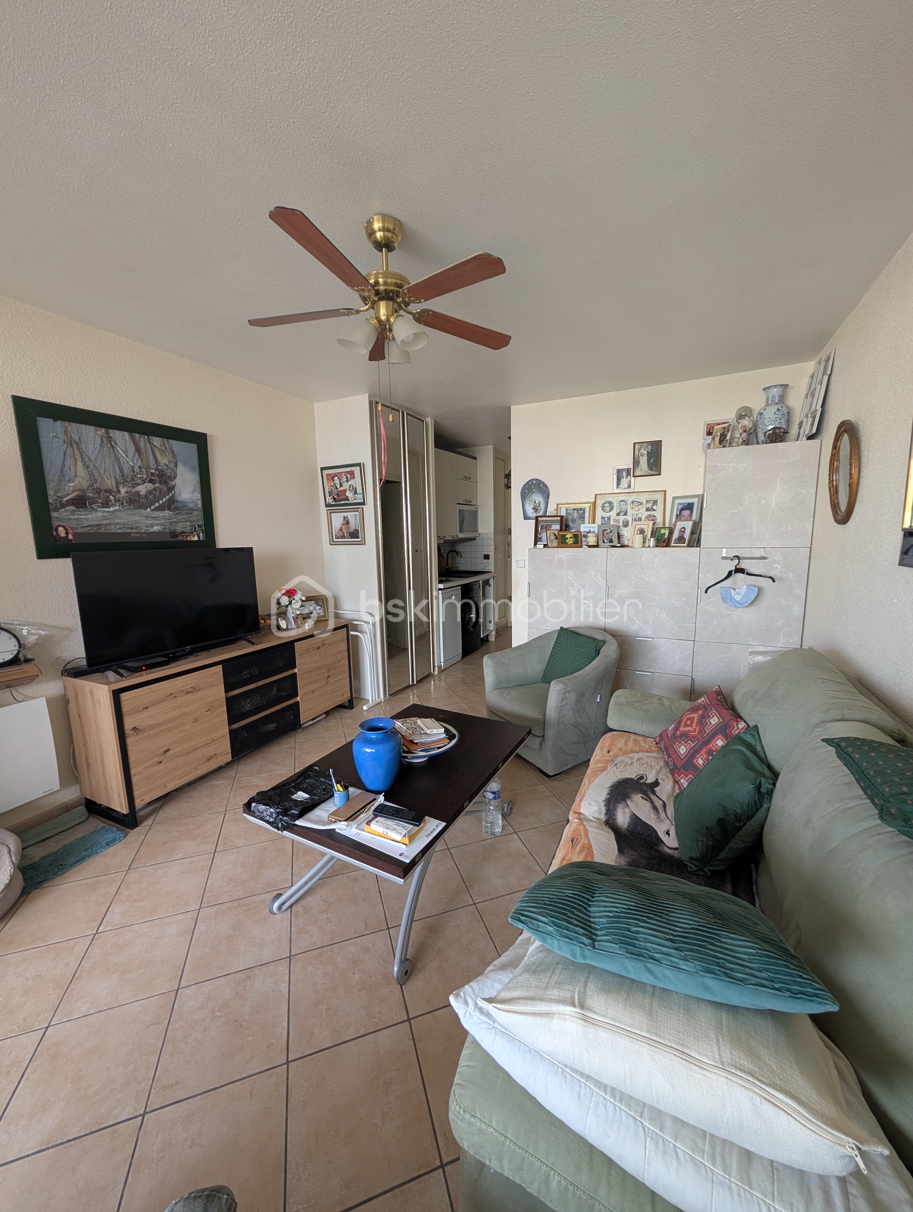 Appartement de 25 m² - sejour (4).jpg