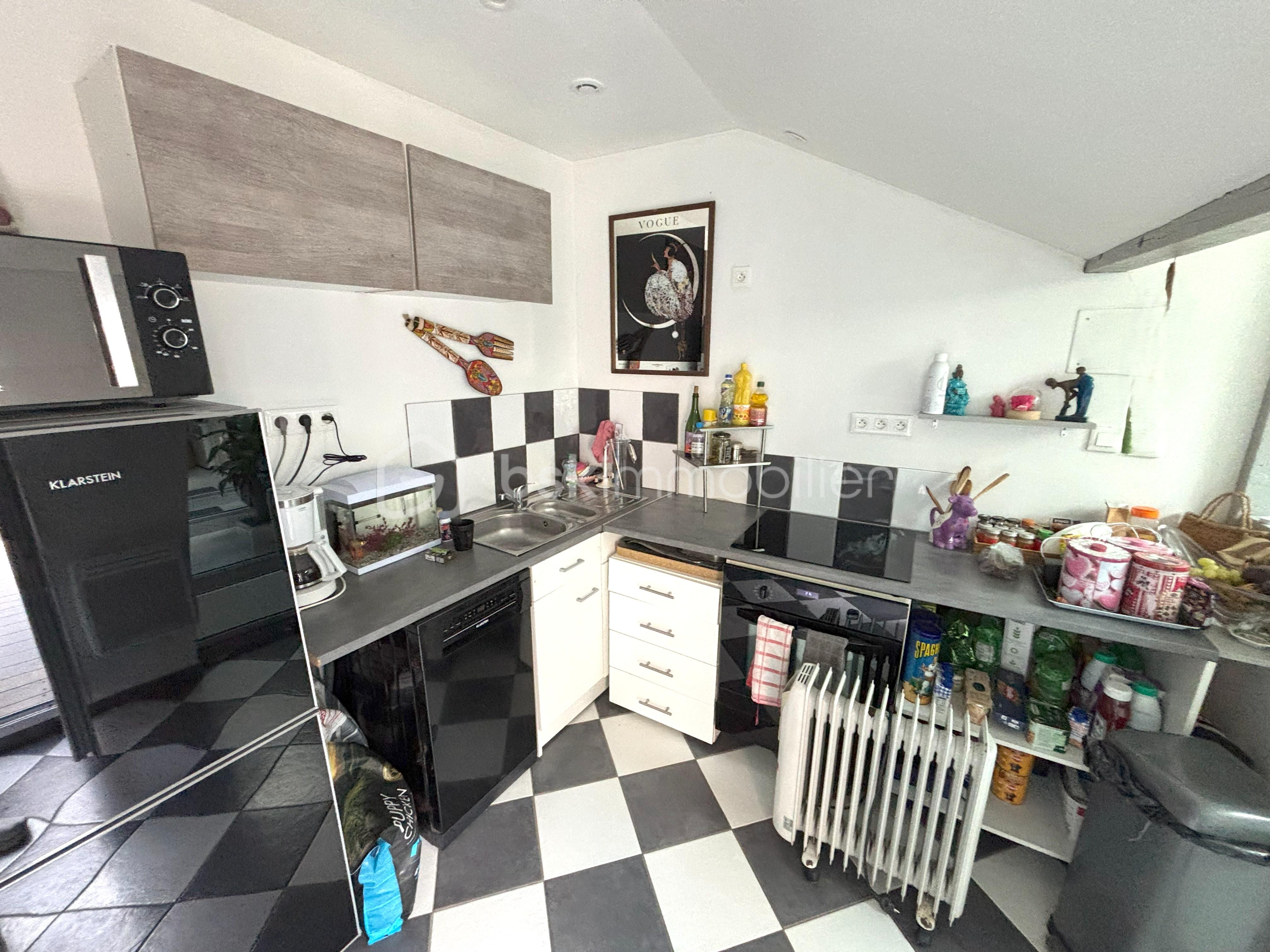Immeuble mixte de 198 m² - IMG_8152[1].jpg