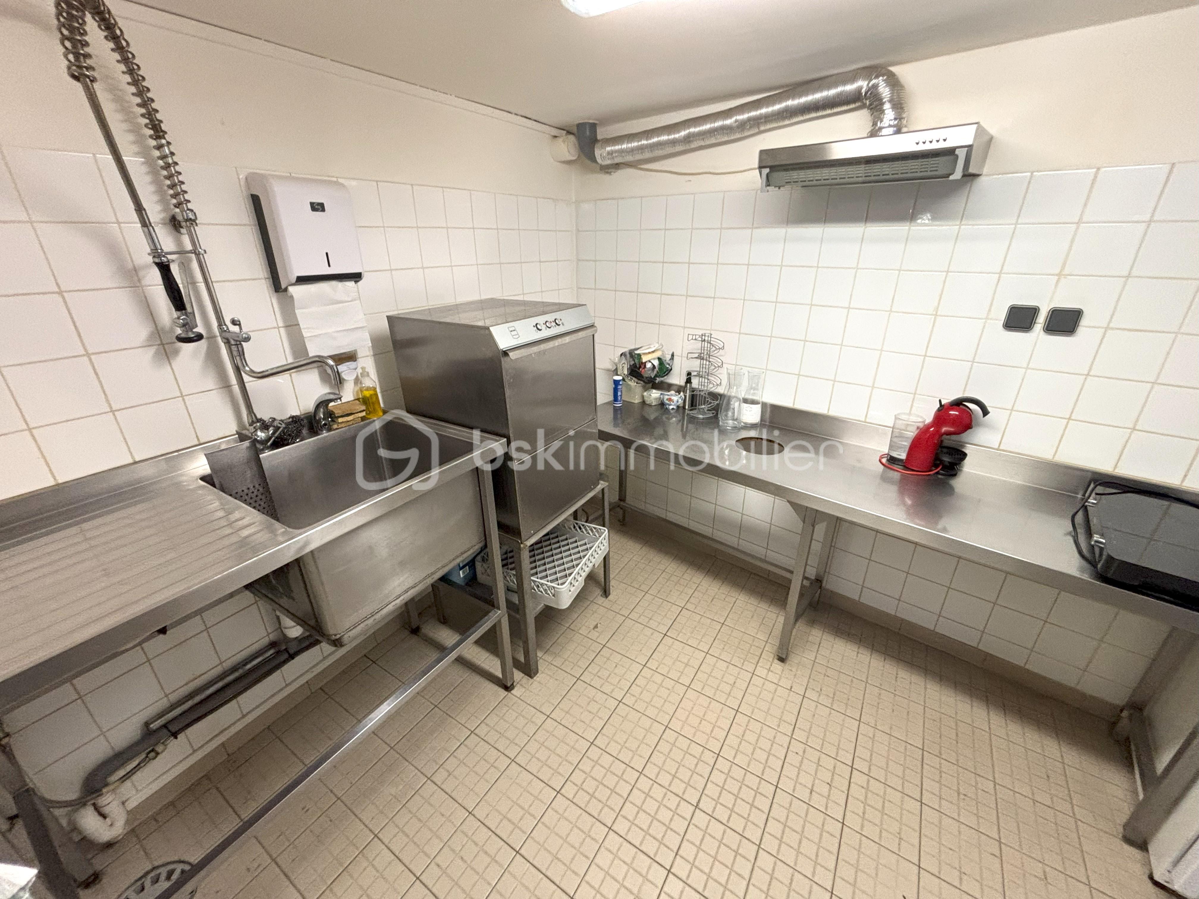 Immeuble mixte de 198 m² - IMG_8116[1].jpg