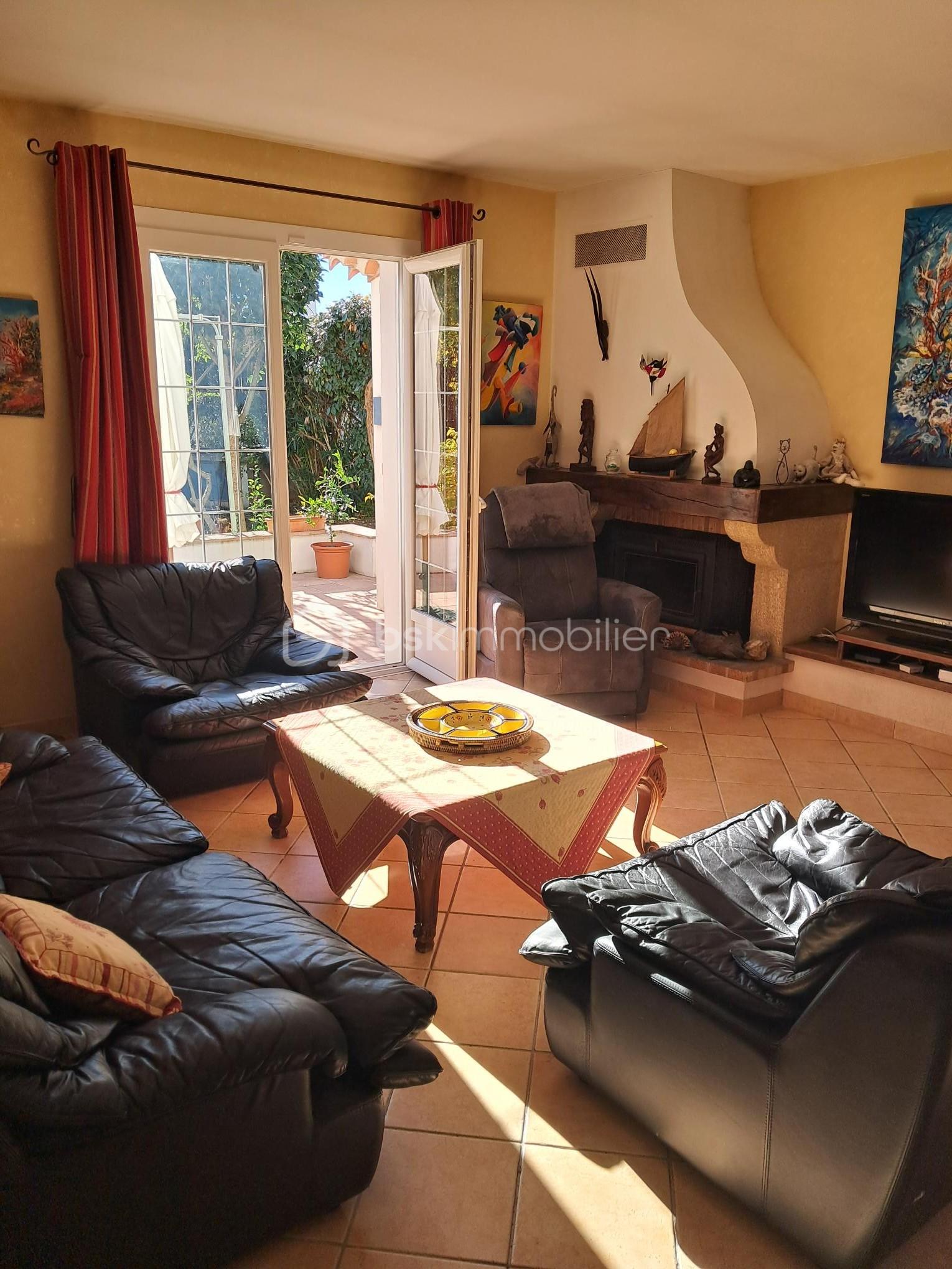 Maison traditionnelle de 180 m² - salon 2.jpg