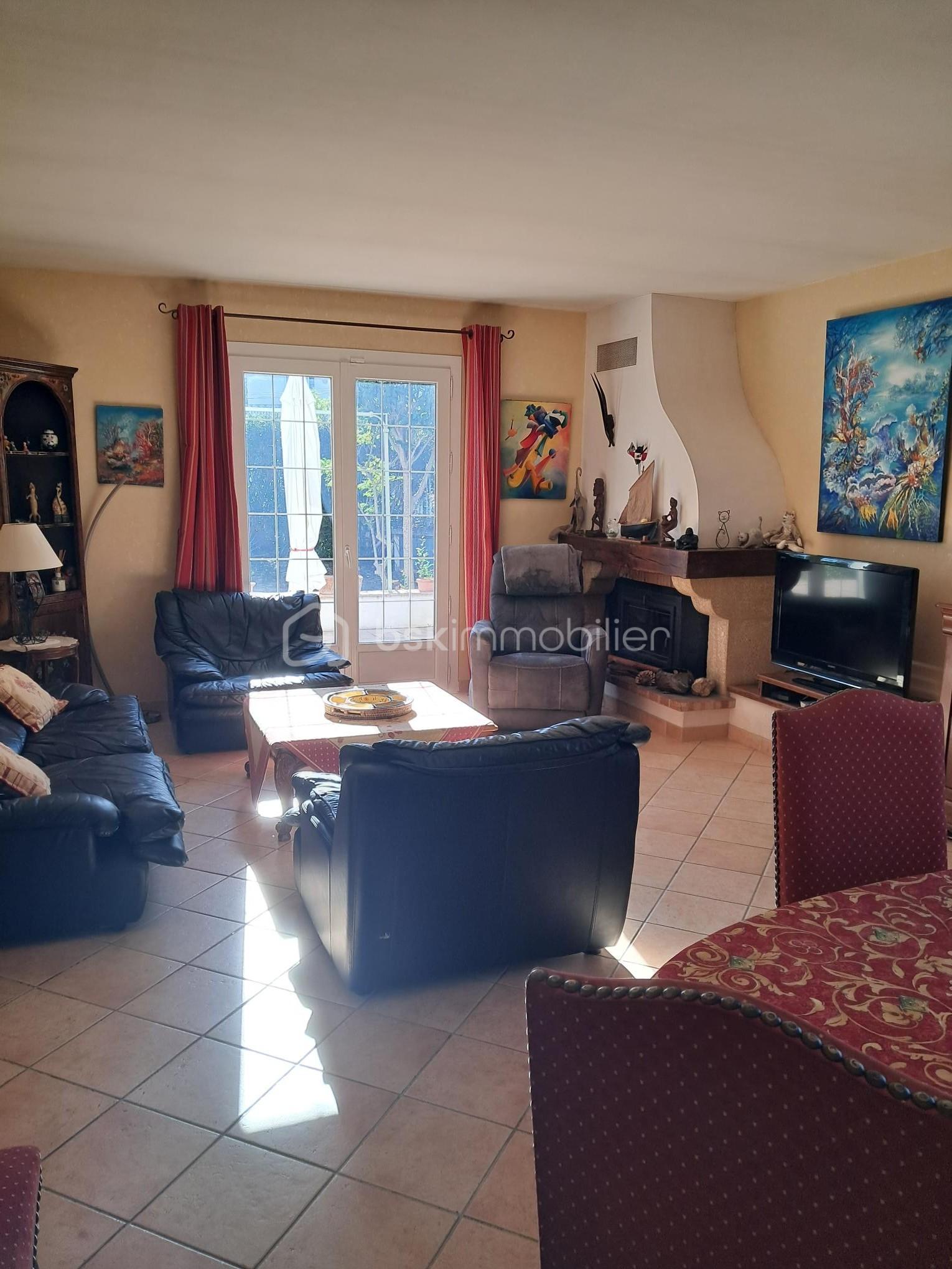 Maison traditionnelle de 180 m² - salon 3.jpg