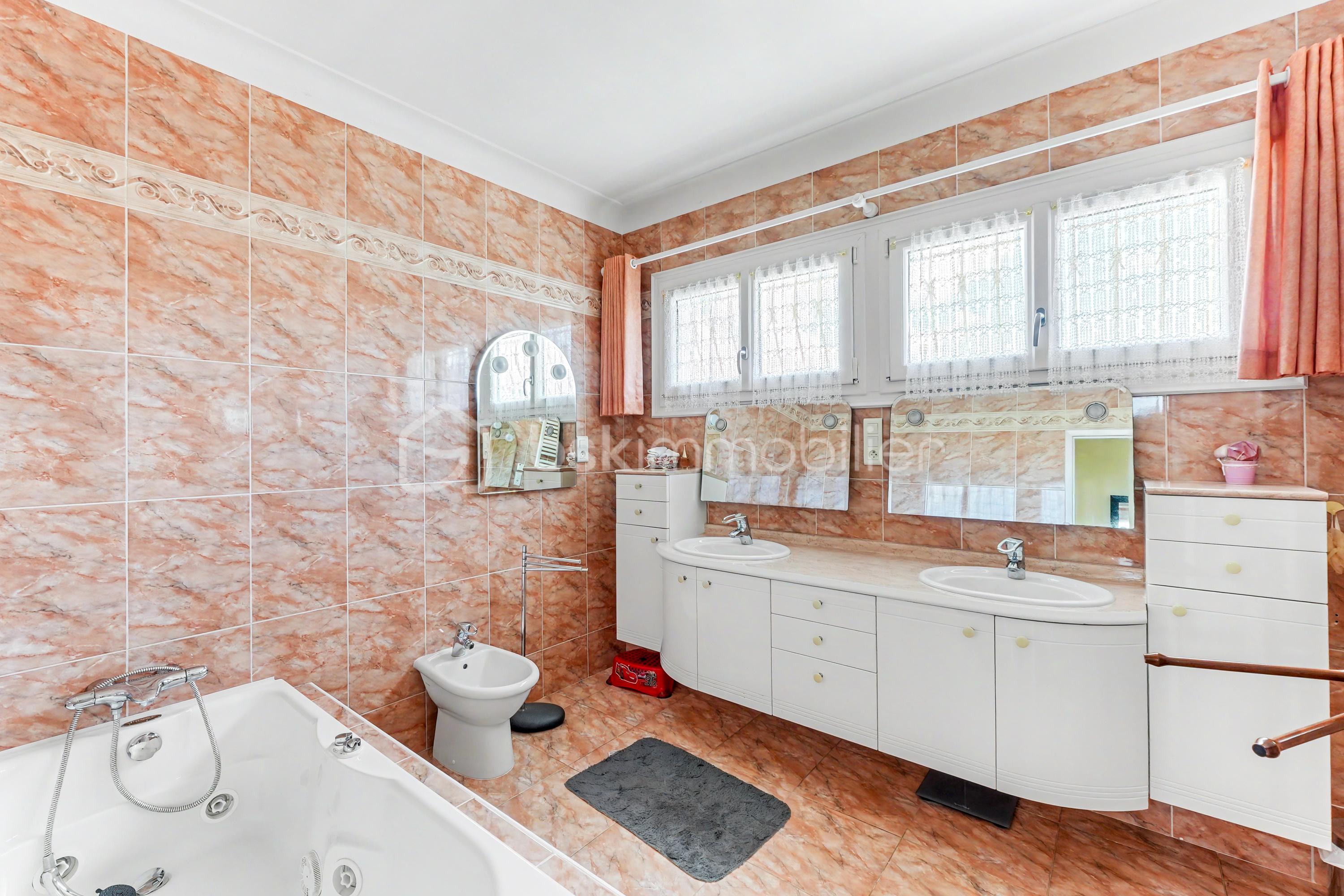 Salle de bains haut.jpg