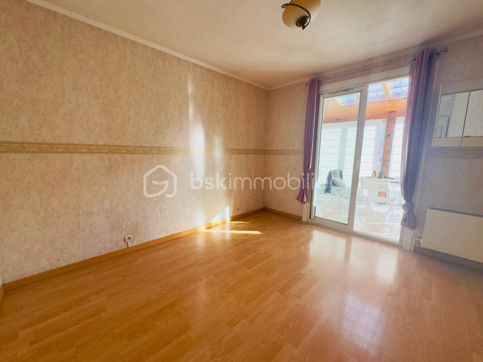 Maison de 95 m² - CHAMBRE 3.jpg