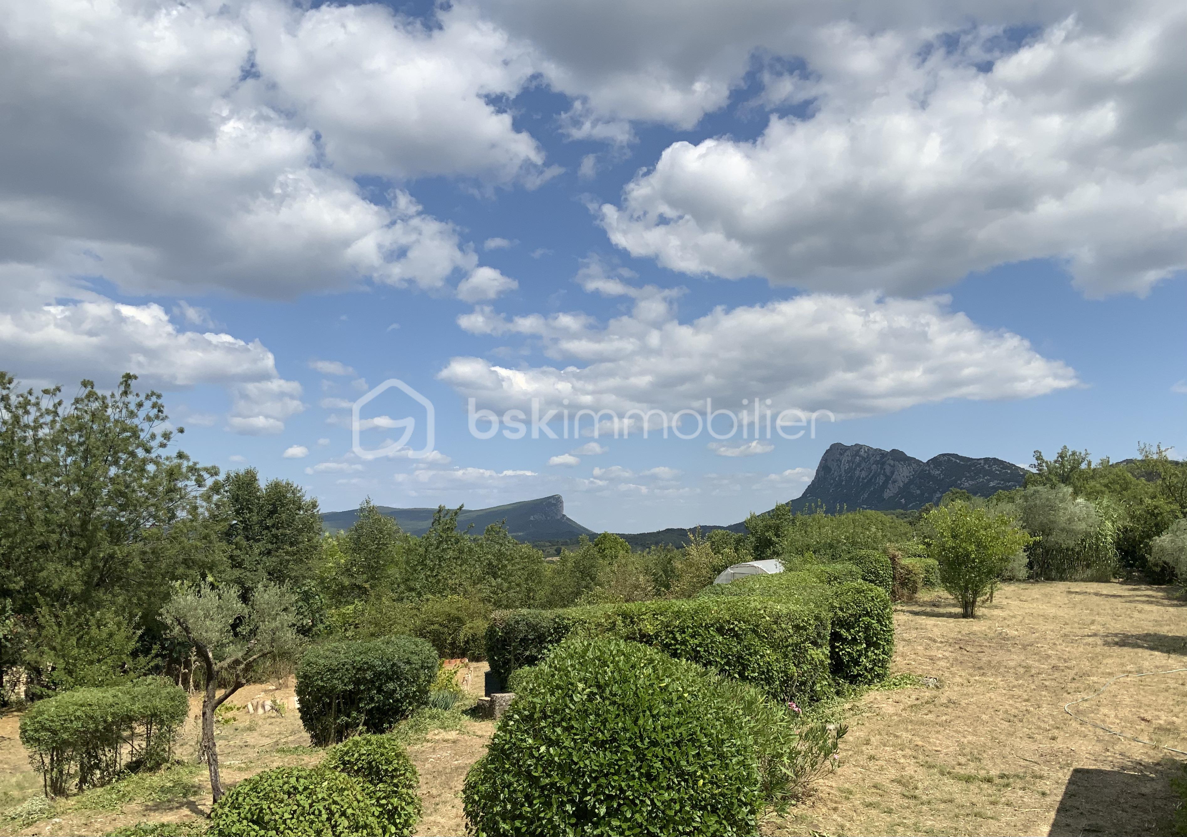 Maison de 130 m² - 7 EXT PIC.jpg