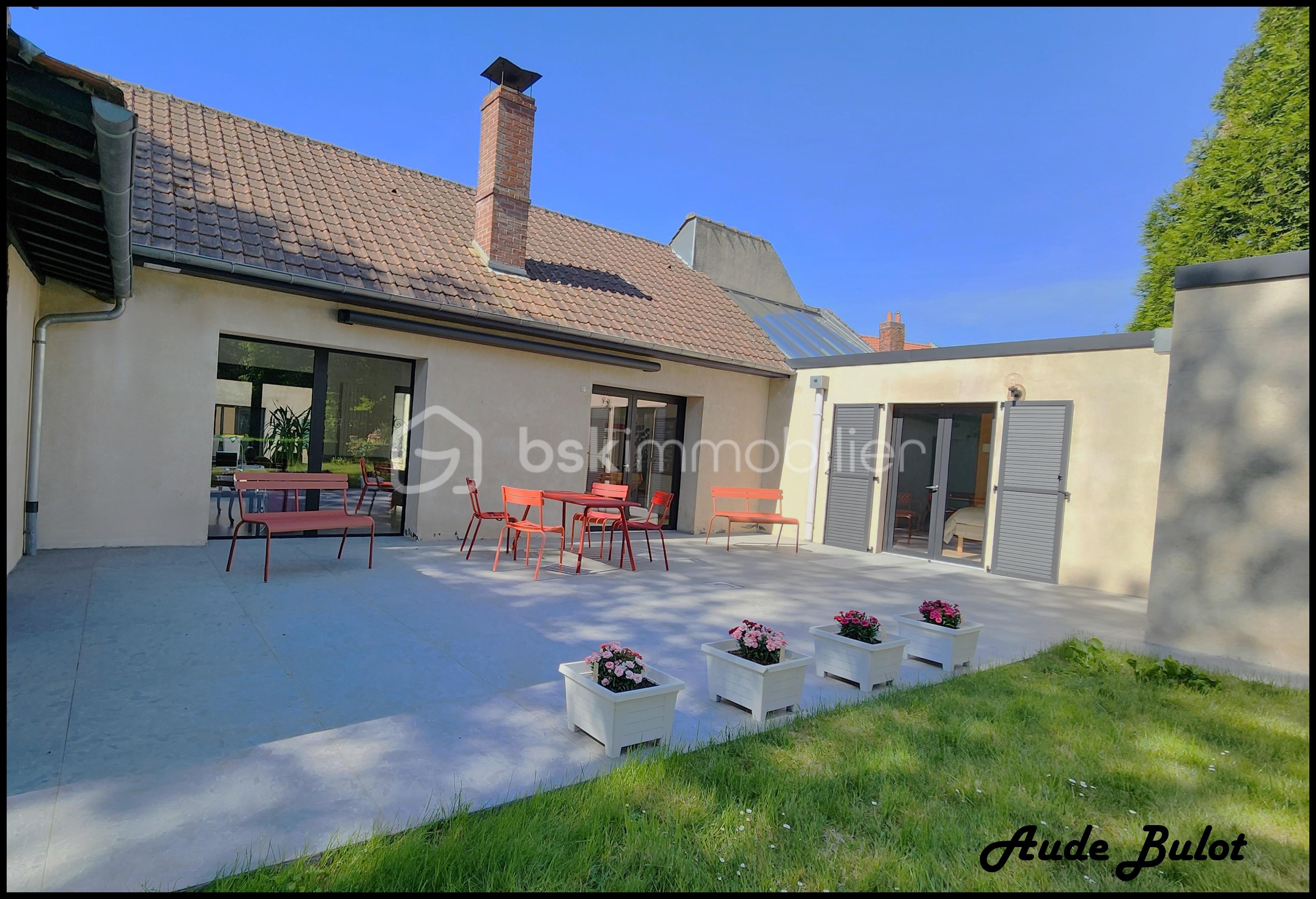 Corps de ferme de 285 m²