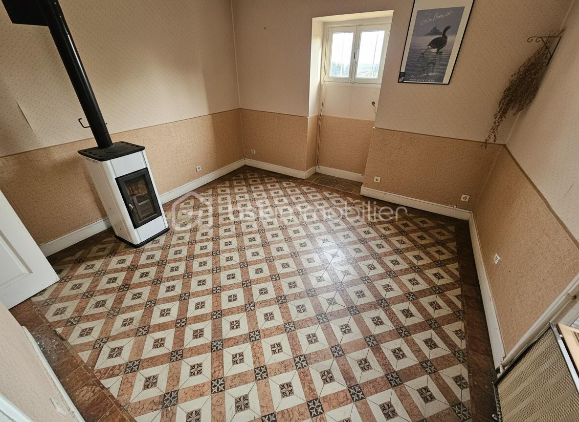 Maison ancienne de 84 m² - generated_salon.jpg