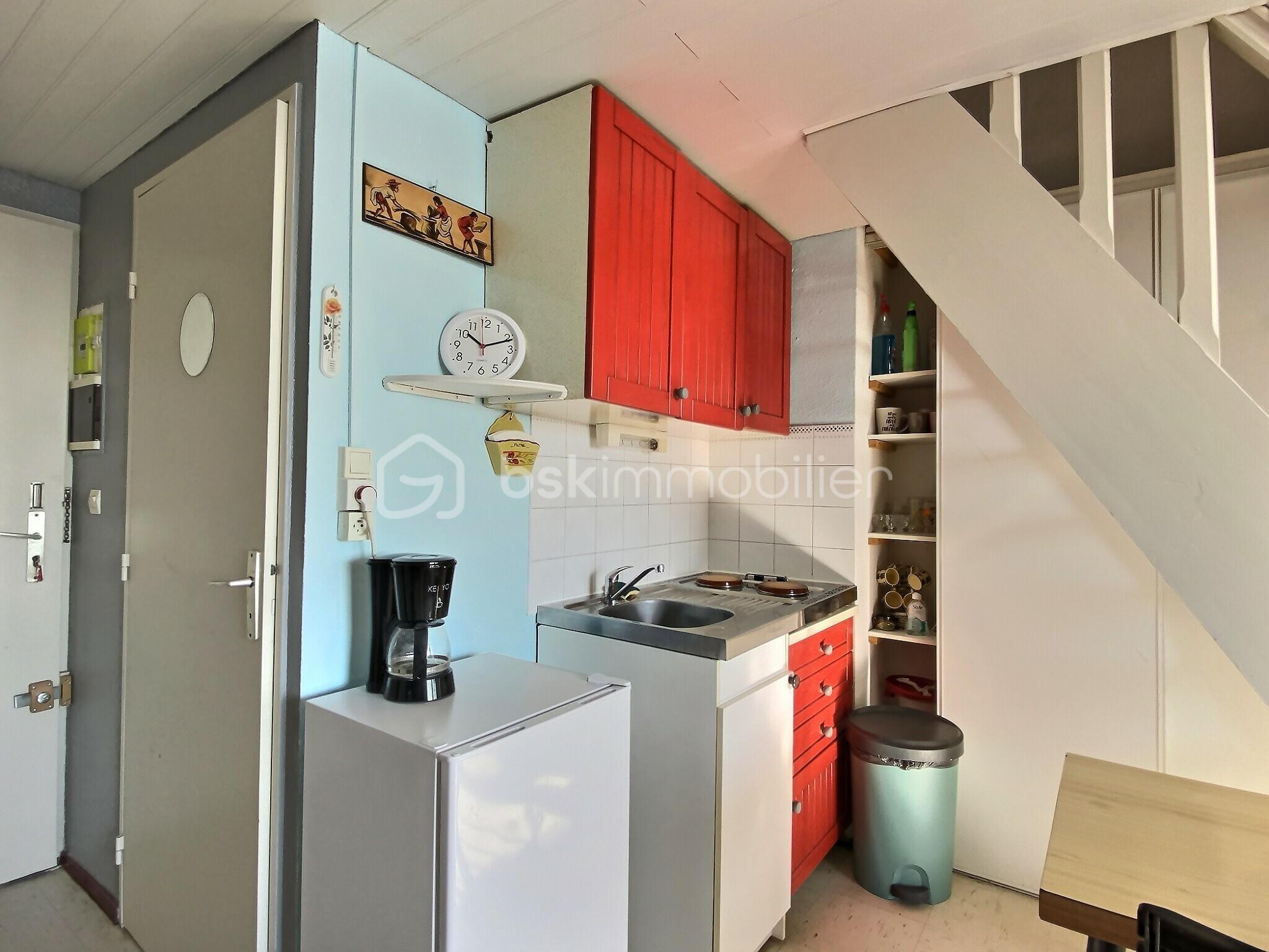 Appartement de 25 m² - exposio_133009054.jpg