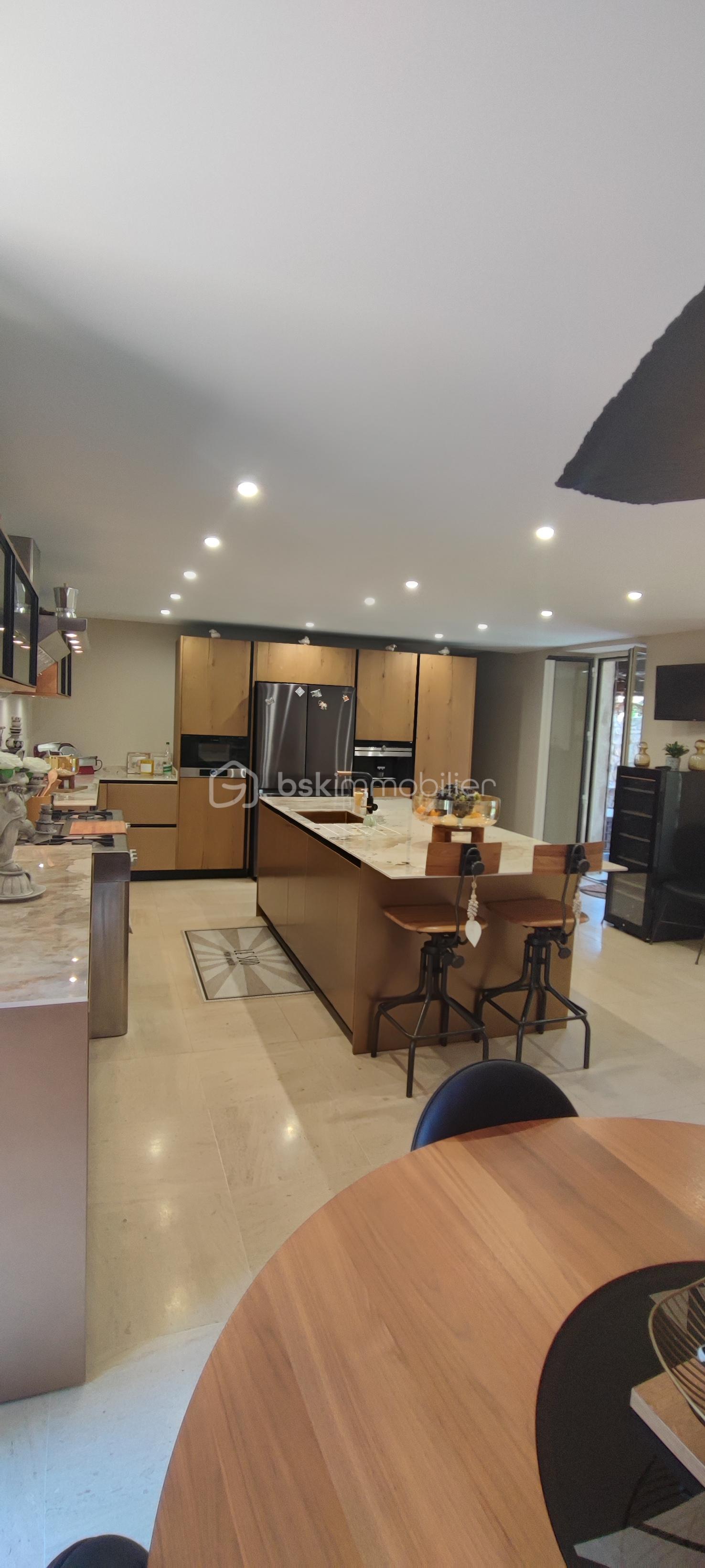 Maison en pierre de 180 m² - foquet cuis 2.jpg