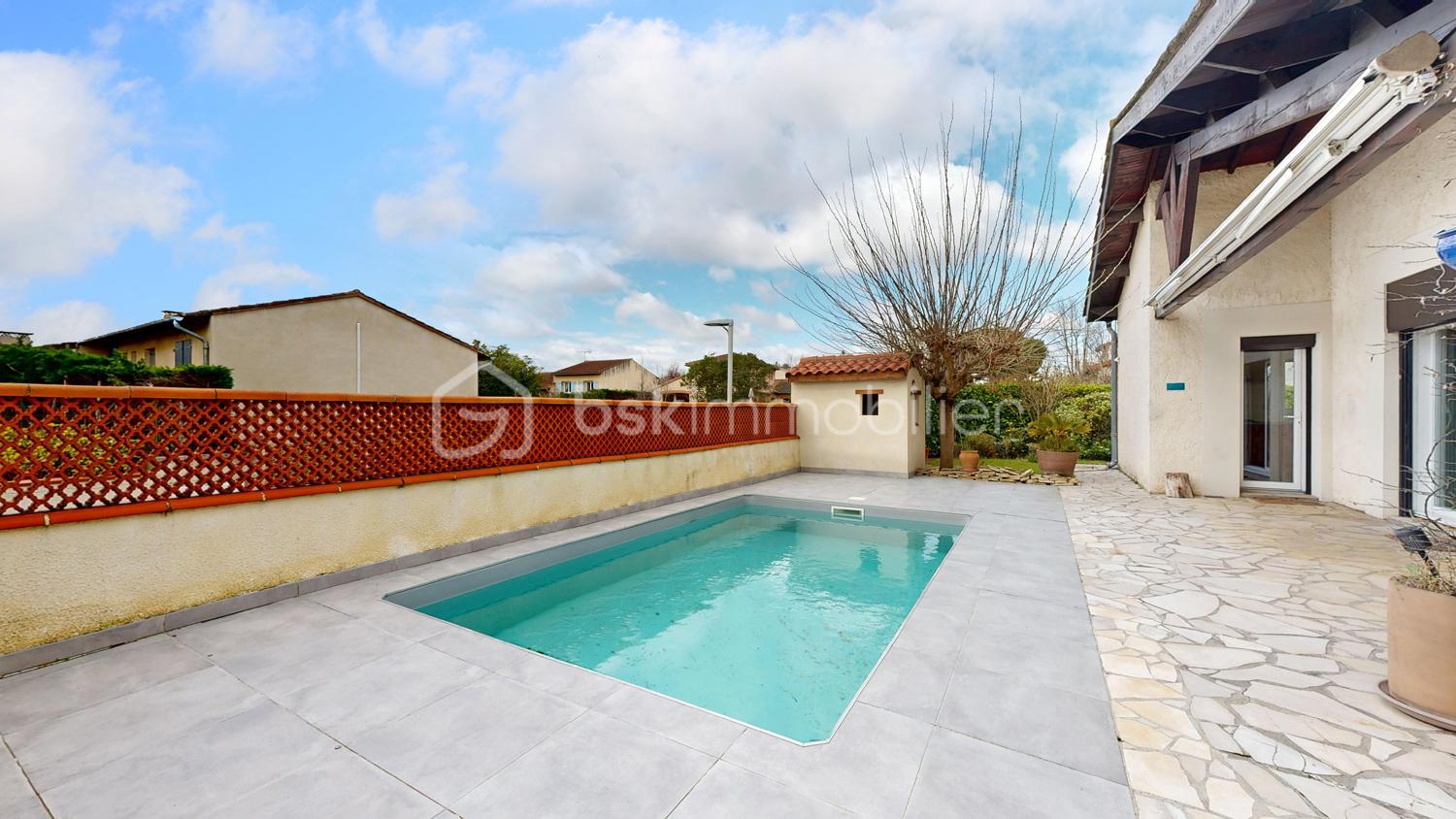 Demeure de 137 m² - web 01 - Coté Piscine (1).jpg