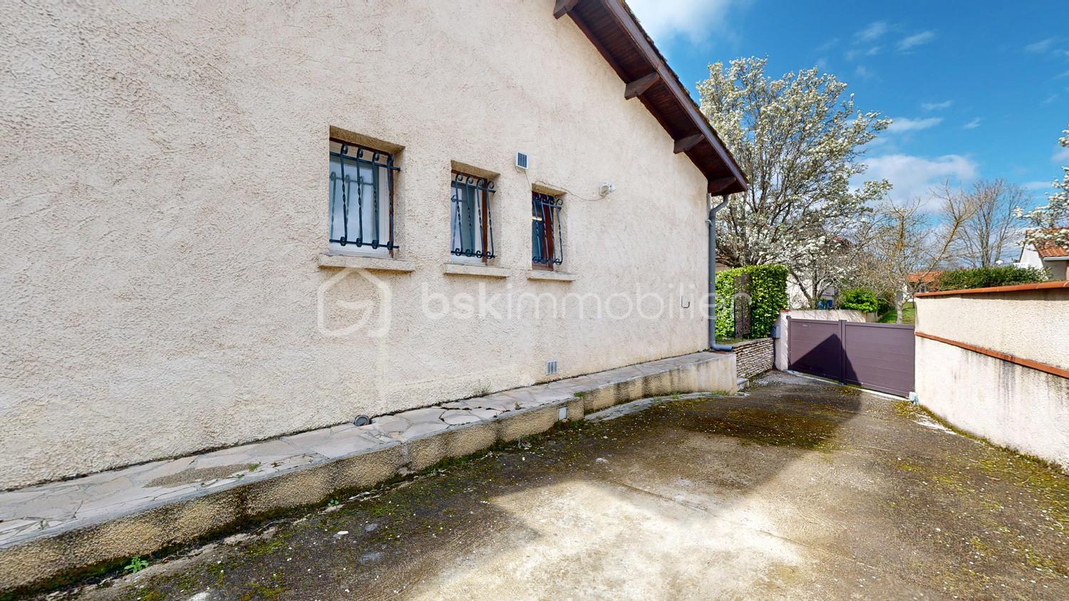 Demeure de 137 m² - web 00 - Extérieur (8).jpg