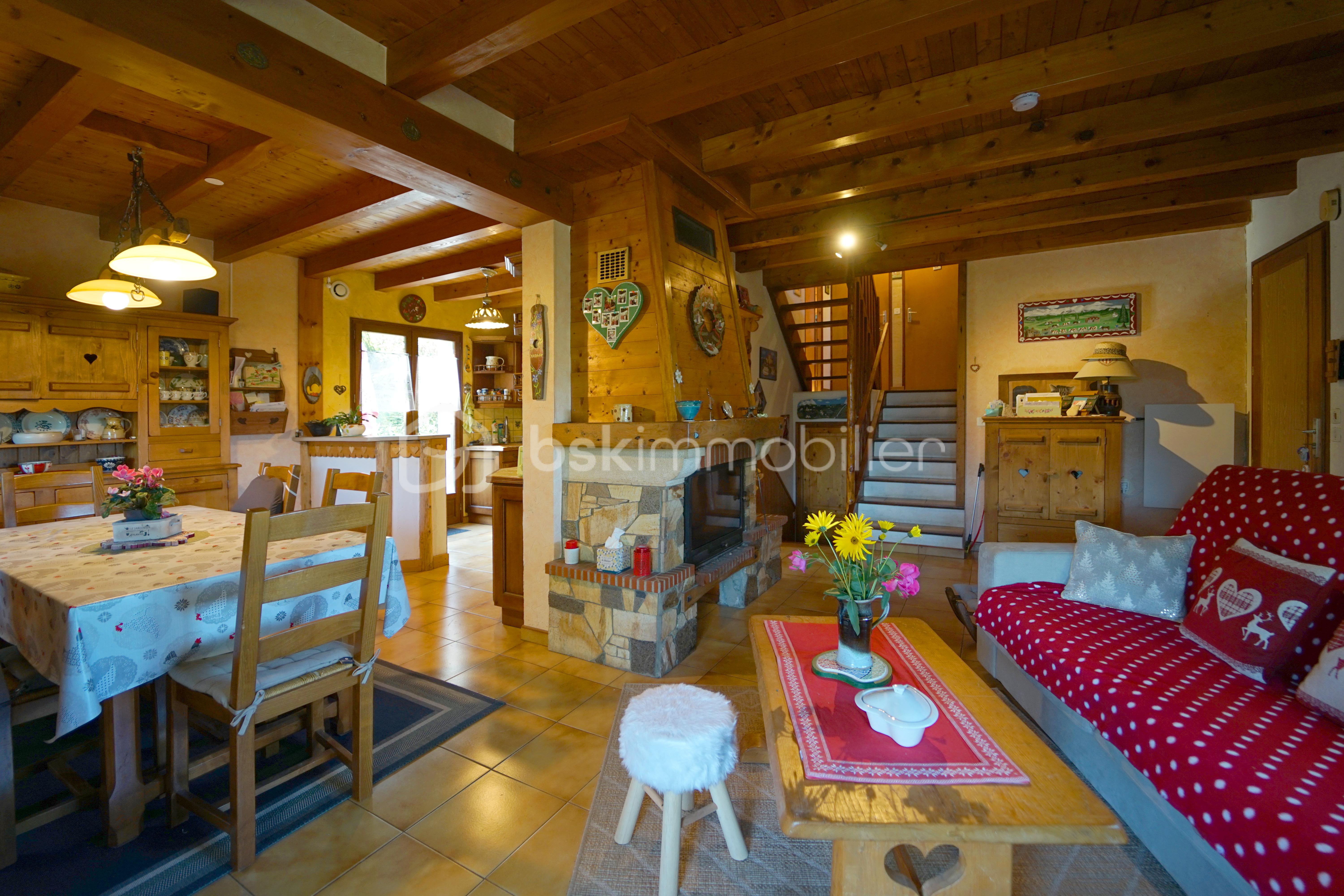 Maison traditionnelle de 95,50 m² - piece de vie.JPG