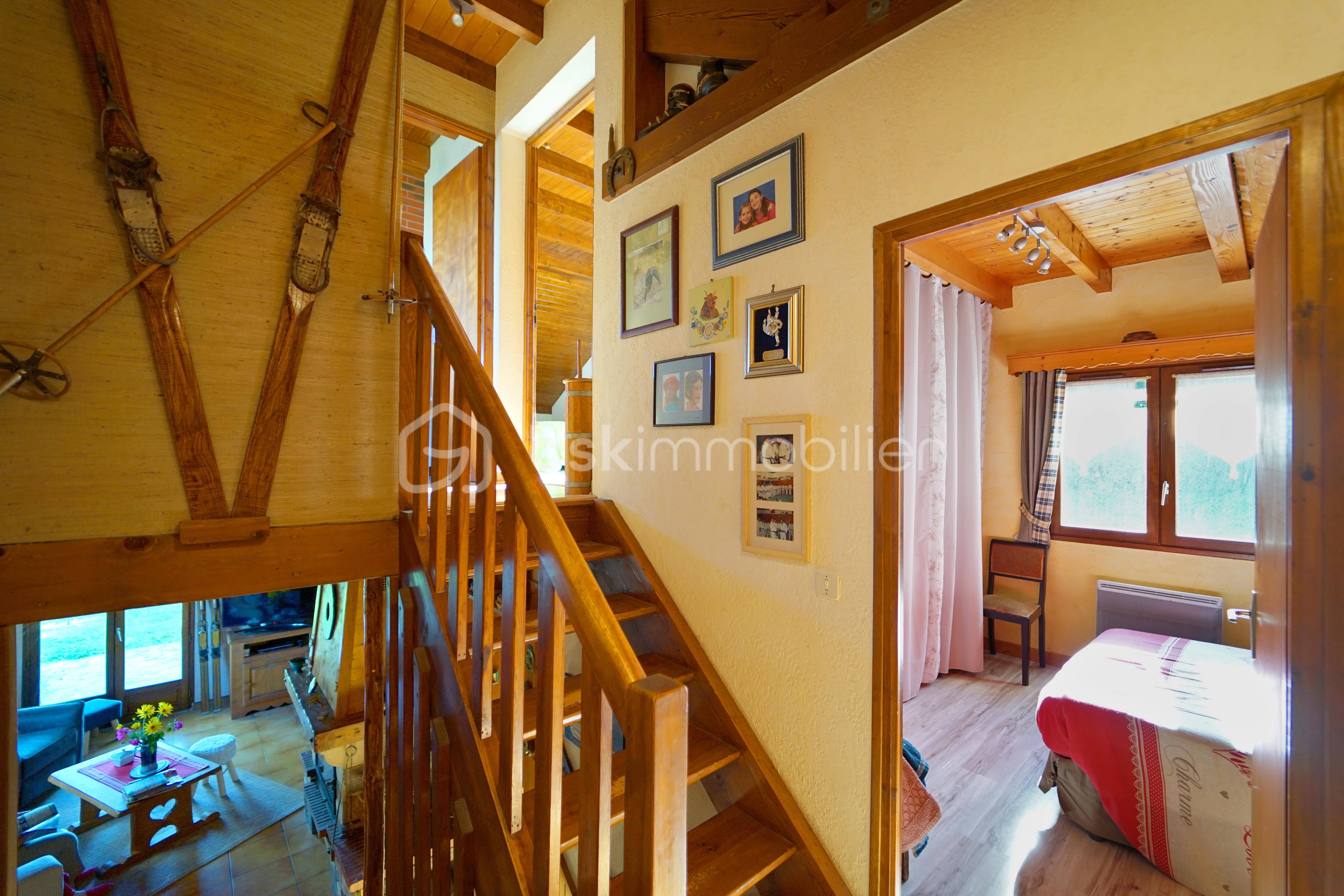 Maison traditionnelle de 95,50 m² - etage.JPG