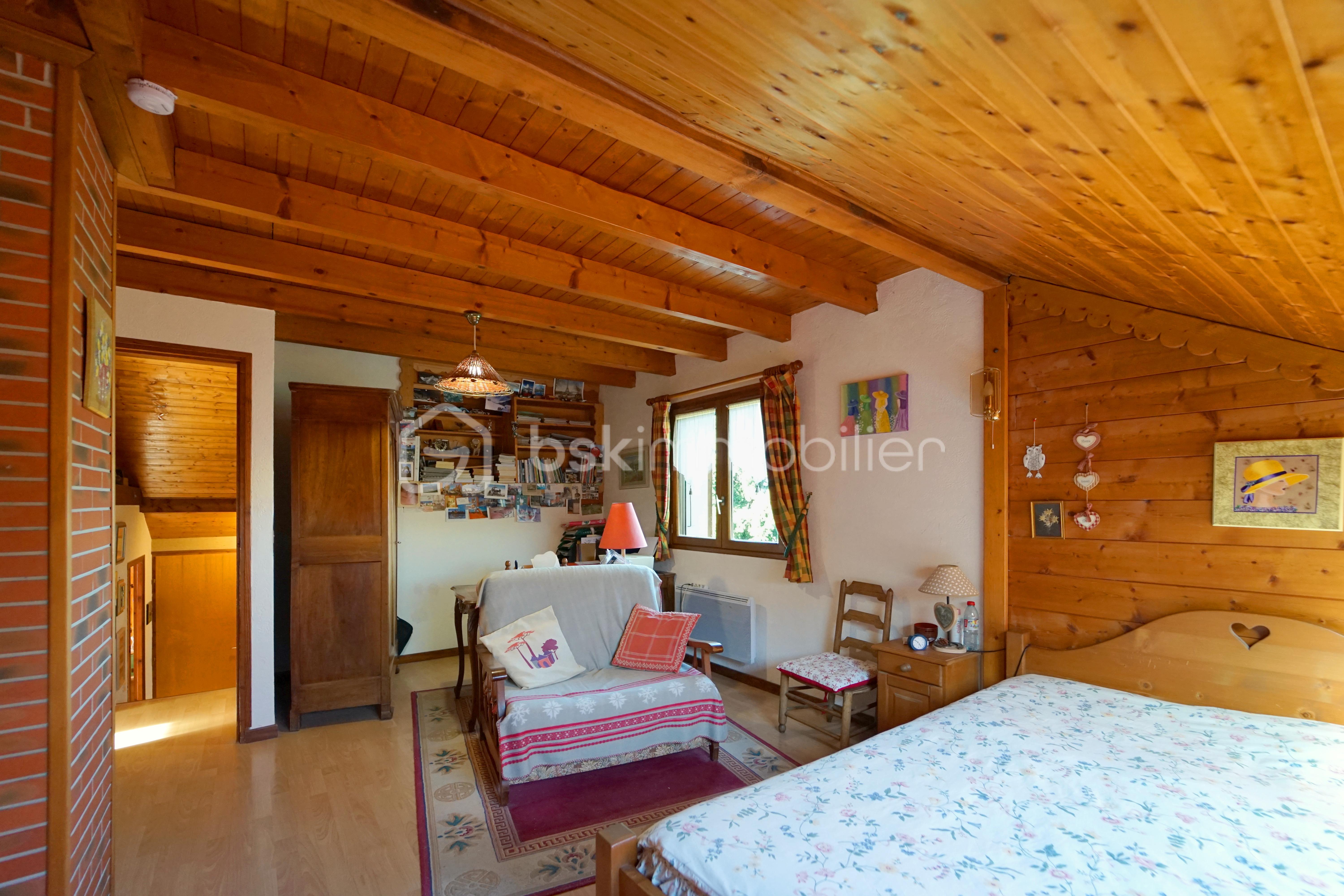 Maison traditionnelle de 95,50 m² - chambre2'.JPG