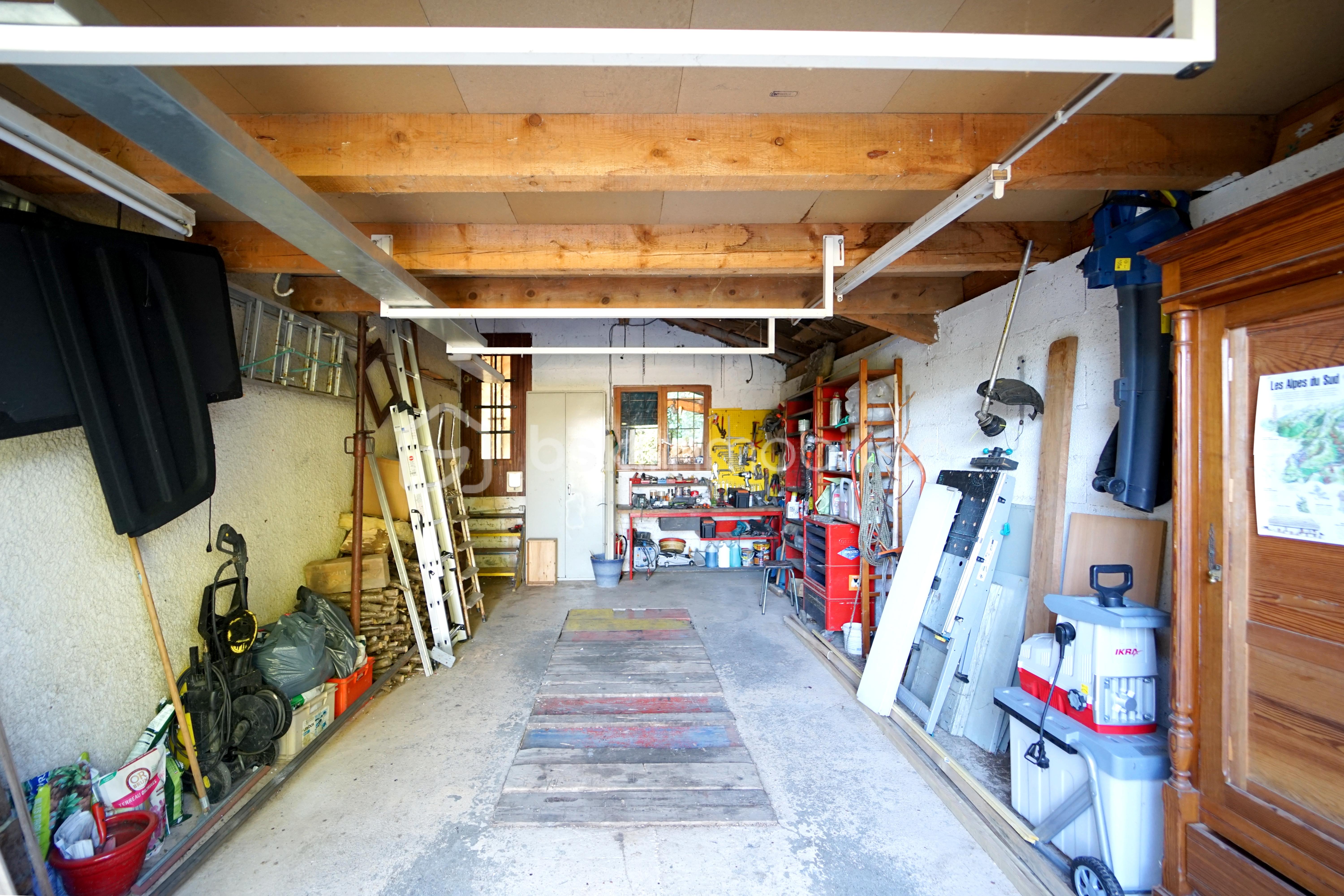 Maison traditionnelle de 95,50 m² - atelier.JPG