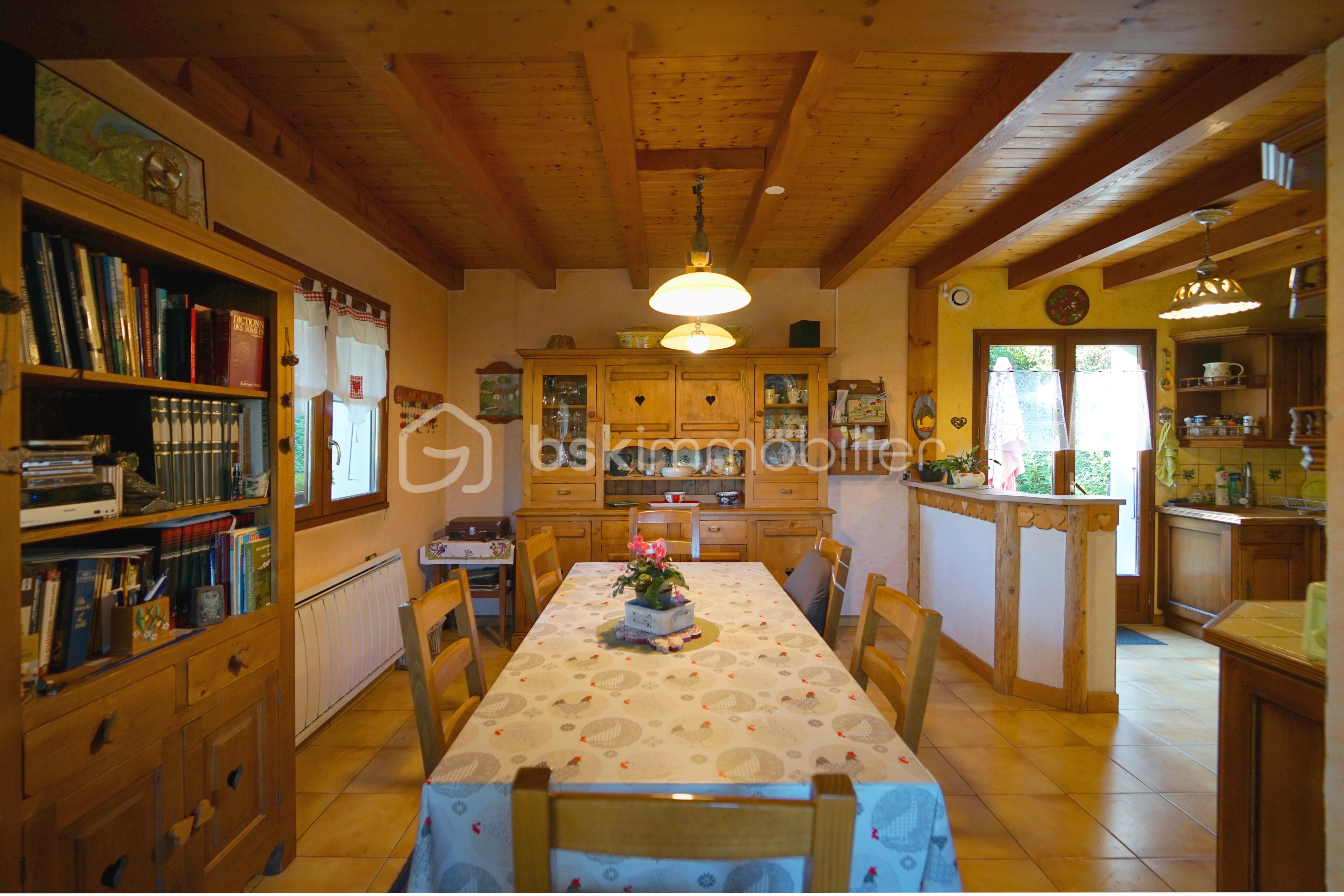 Maison traditionnelle de 95,50 m² - salle a manger.JPG