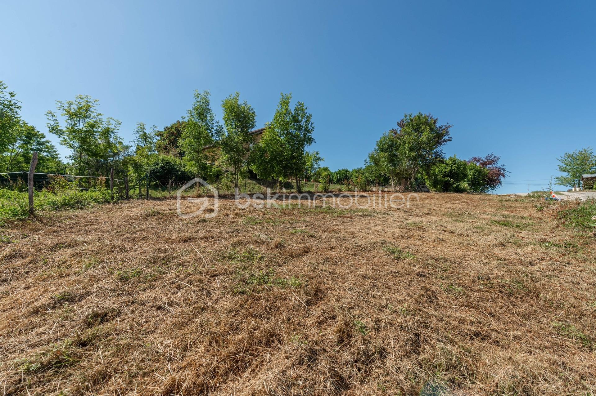 Terrain de 654 m² - 4.jpg